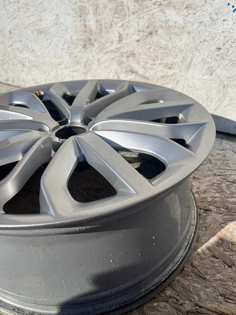 1x Alu Felge Audi A6 A7 Aluminum rim 19 Zoll 7.5J 5x112 4G0601025P