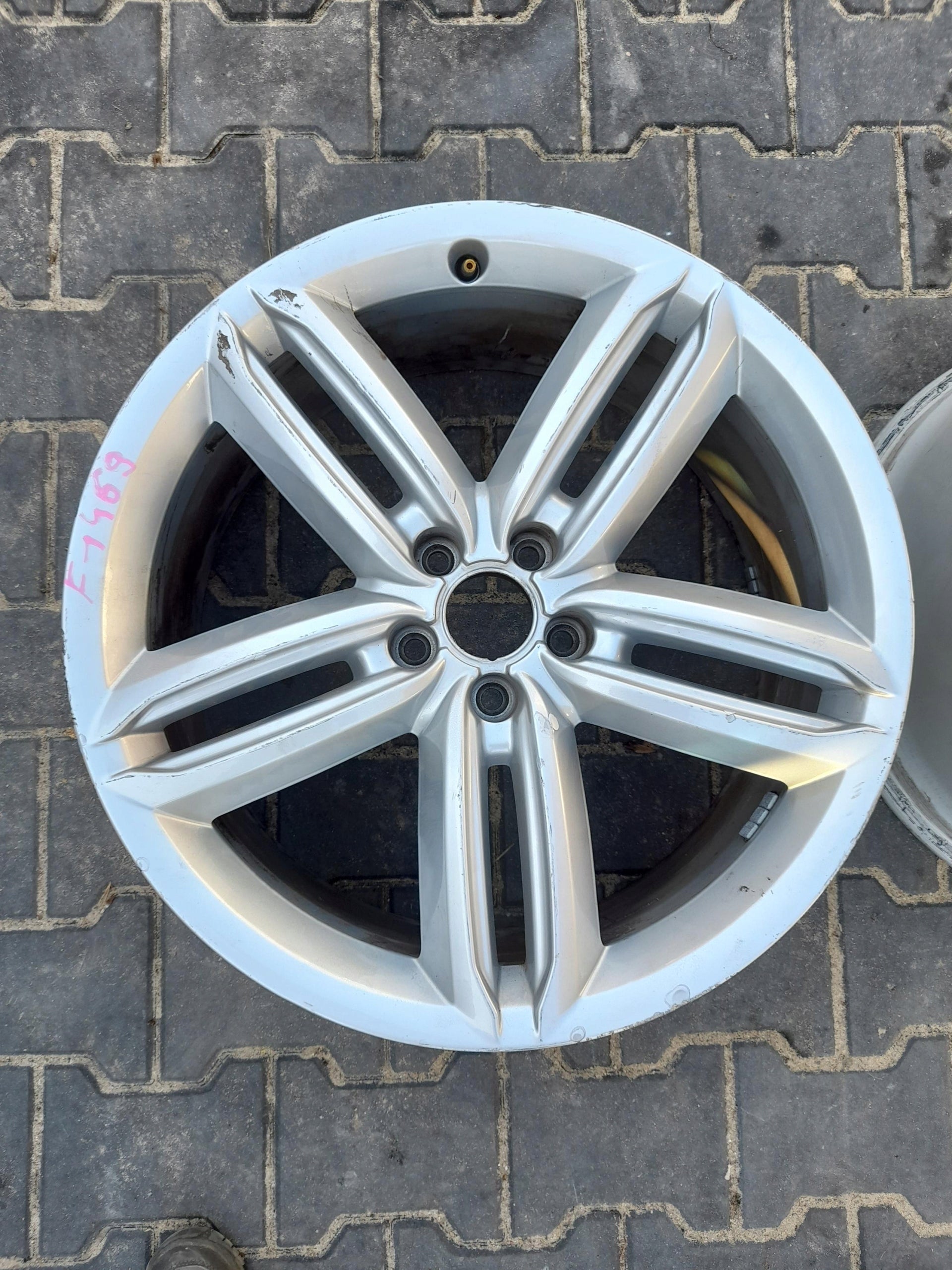 1x Alu Felge Audi A6 A7 Aluminum rim 20 Zoll 8.5J 5x112