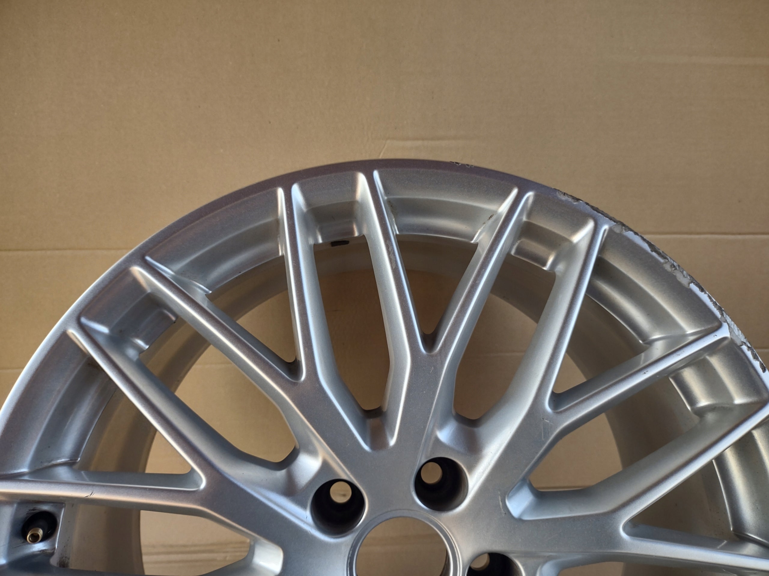 1x Alu Felge Audi allroad A6 S6 Aluminum rim 19 Zoll 8.5J 5x112 43ET 4G9601025K