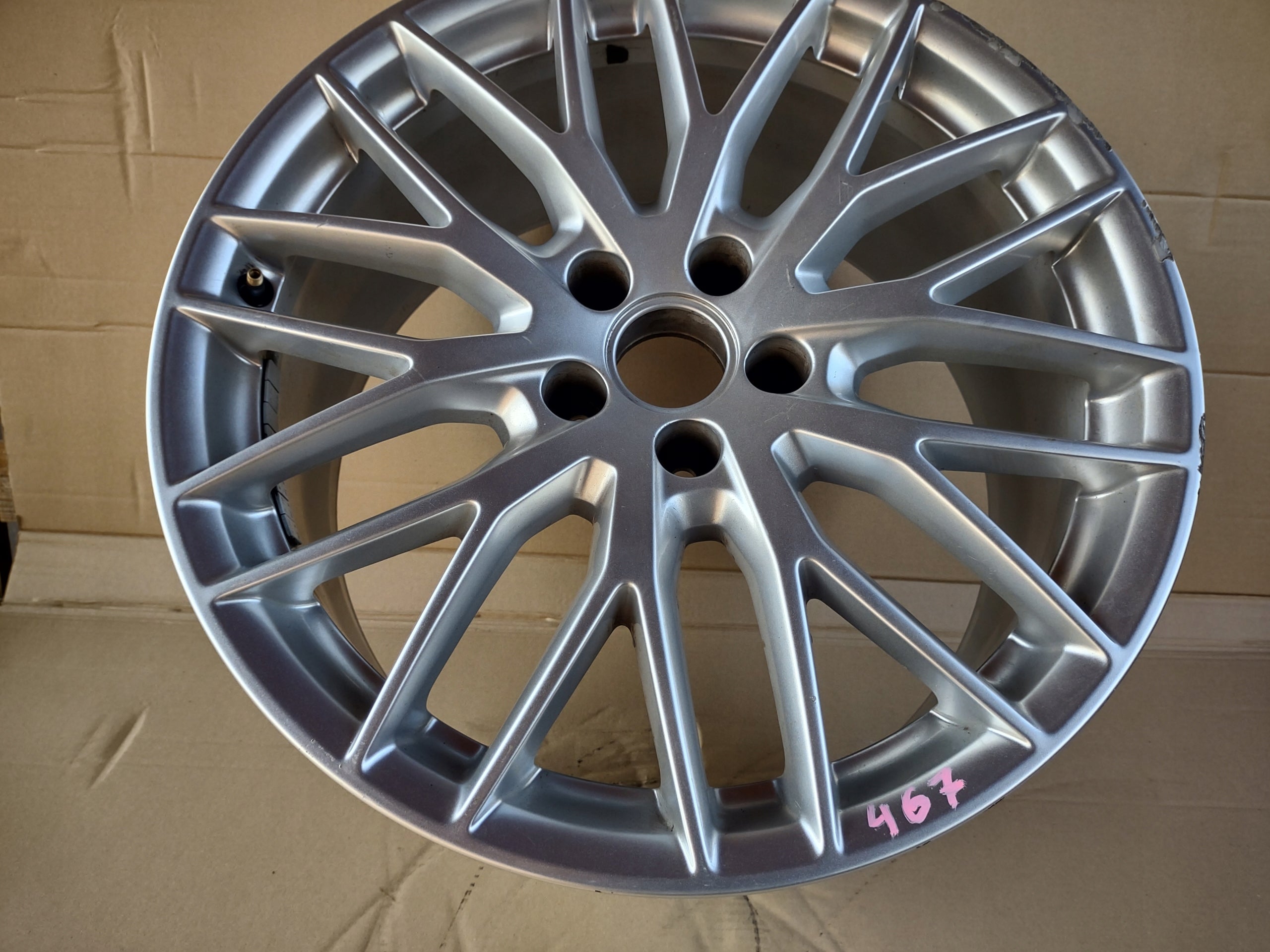 1x Alu Felge Audi allroad A6 S6 Aluminum rim 19 Zoll 8.5J 5x112 43ET 4G9601025K