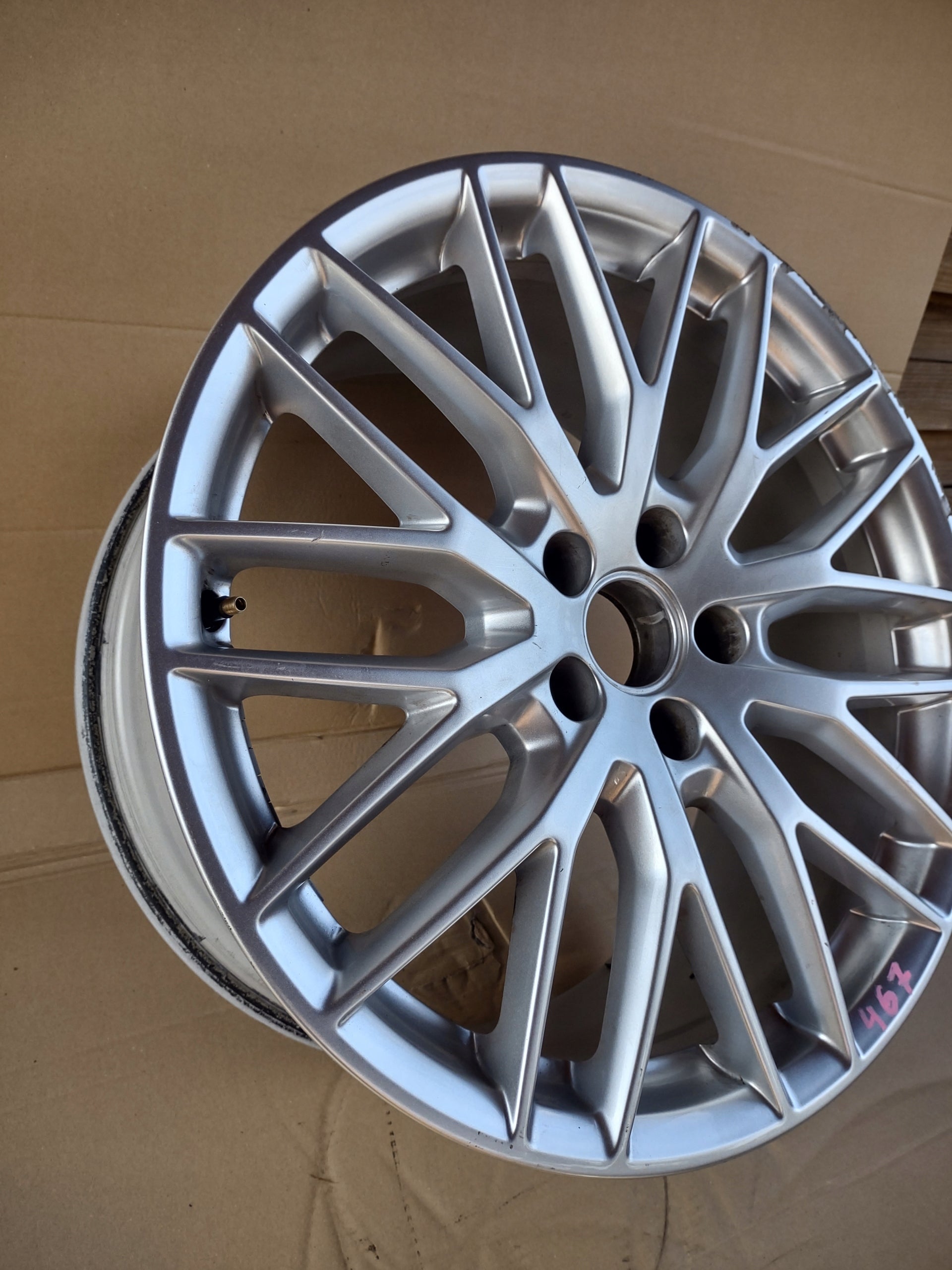 1x Alu Felge Audi allroad A6 S6 Aluminum rim 19 Zoll 8.5J 5x112 43ET 4G9601025K