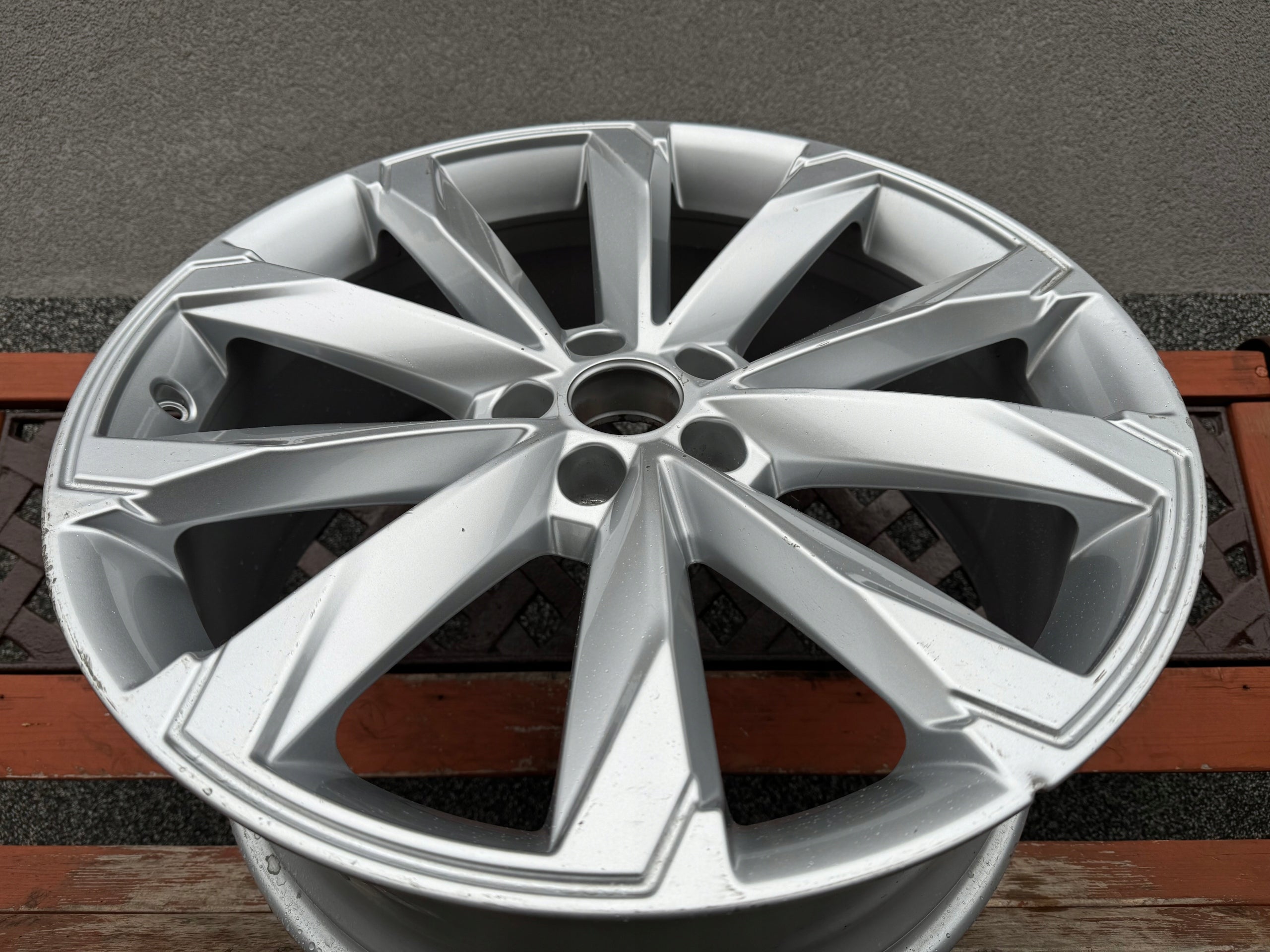 1x Alu Felge Audi allroad A6 S6 Aluminum rim 20 Zoll 8.5J 5x112 37ET 4K9601025BS