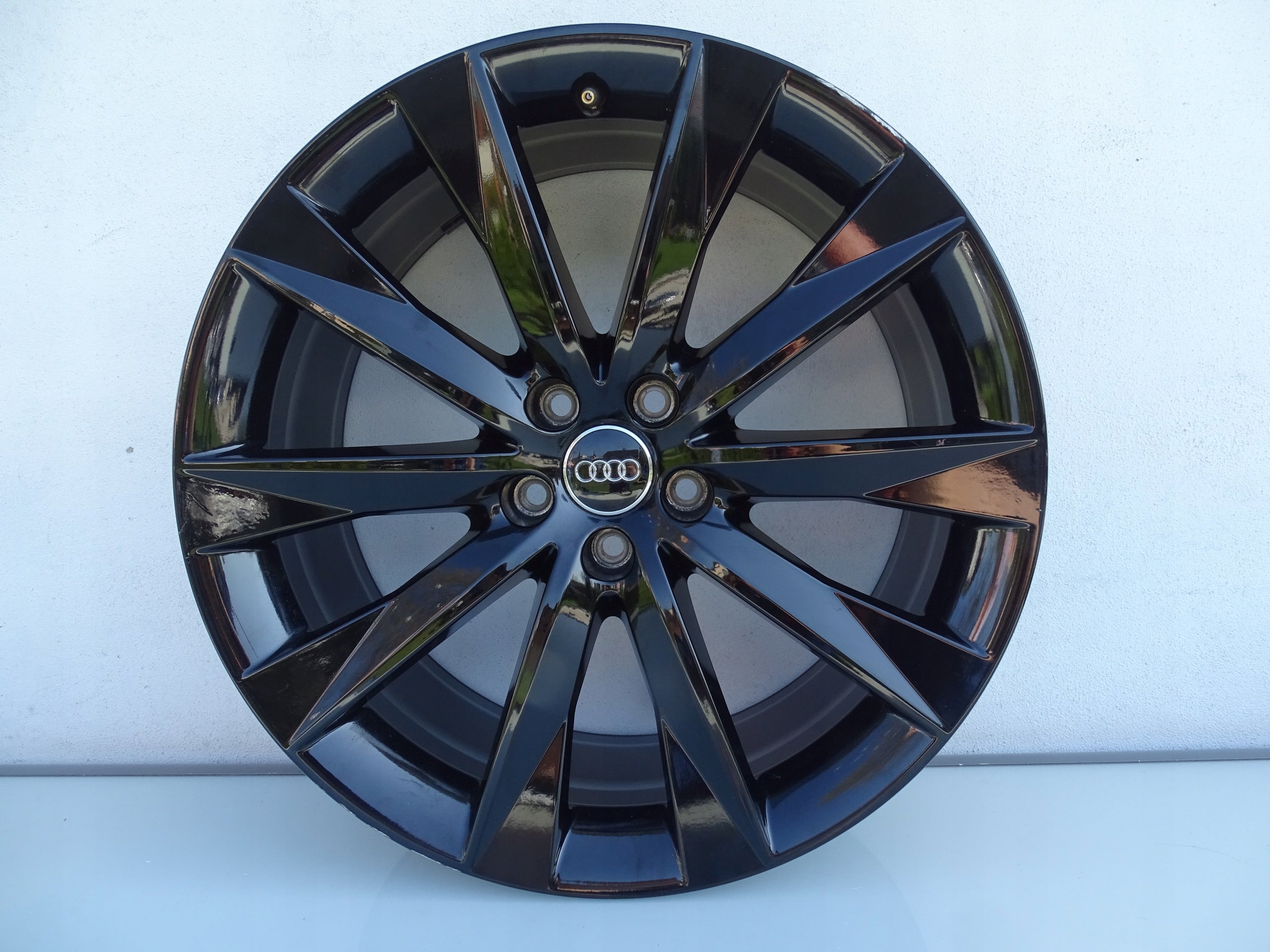 1x Alu Felge Audi allroad A6 Aluminum rim 20 Zoll 8.5J 5x112 37ET 4K9071490