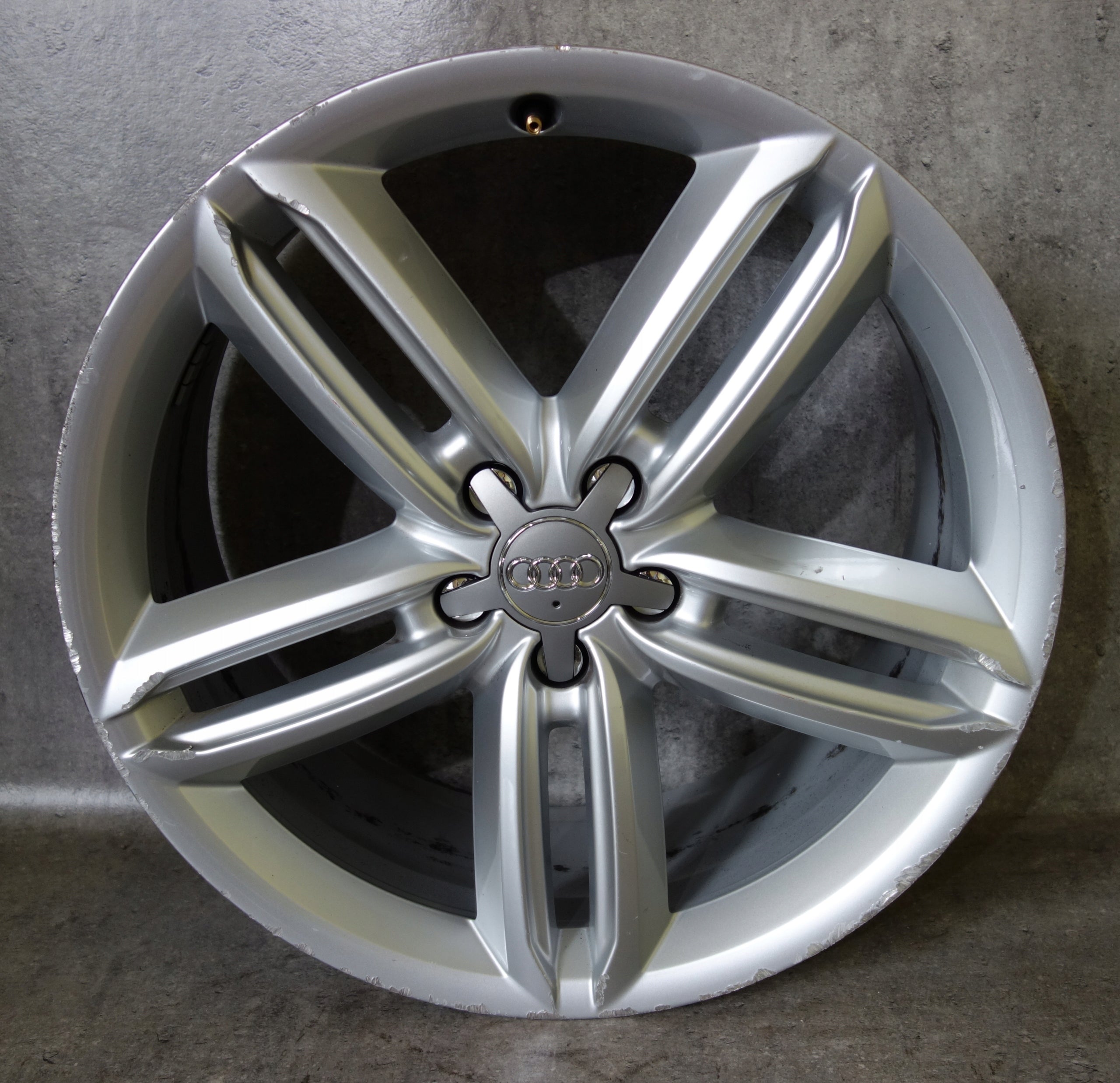 1x Alu Felge Audi allroad A6 Aluminum rim 20 Zoll 8.5J 5x112 43ET 4G9601025G