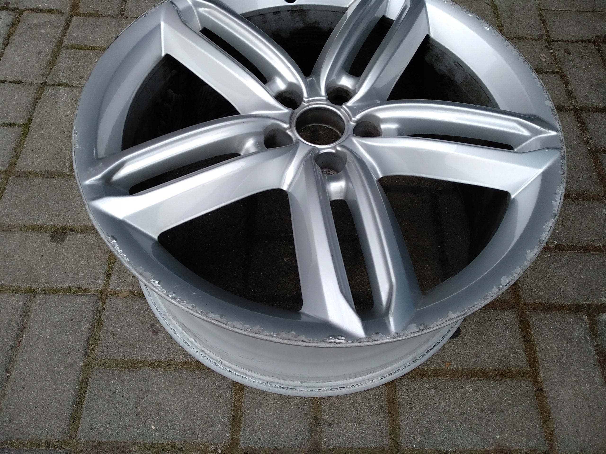 1x Alu Felge Audi allroad A6 Aluminum rim 20 Zoll 8.5J 5x112 43ET 4G9601025G