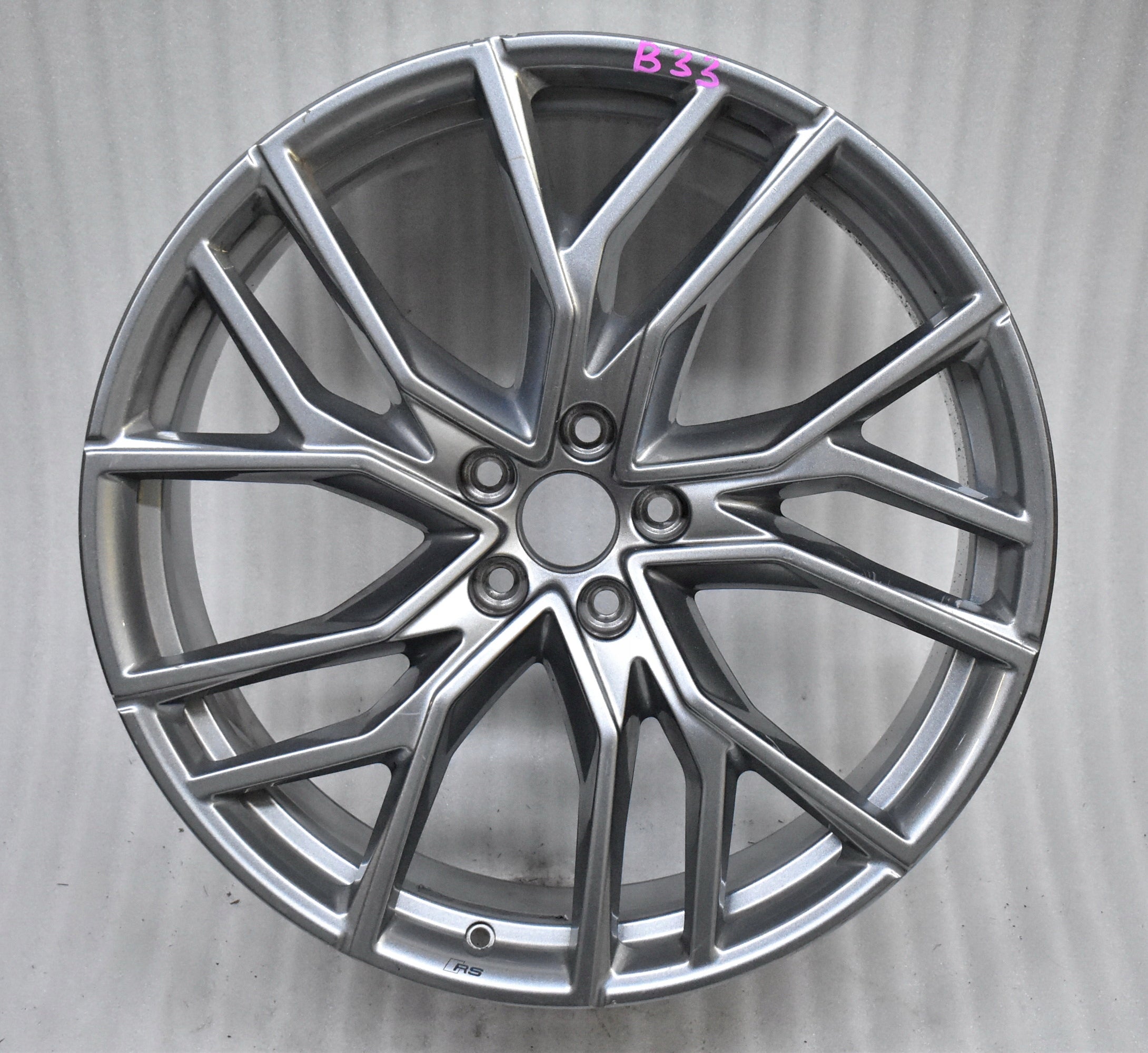  1x Alu Felge Audi A6 Aluminum rim 21 Zoll 8.5J 5x112 40ET 89A601025H product image