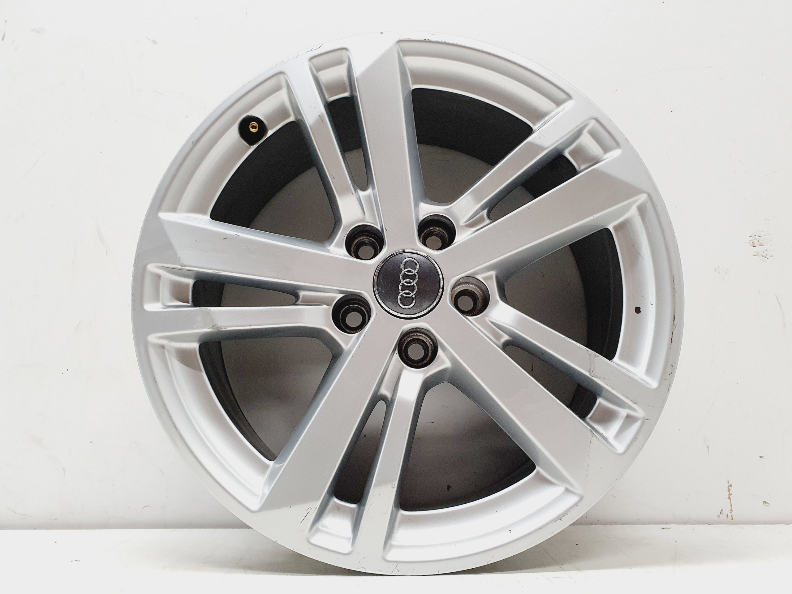  1x aluminum rim Audi Q3 A6 aluminum rim 17 inch 7.0J 5x112 40ET 83A601025S  product image