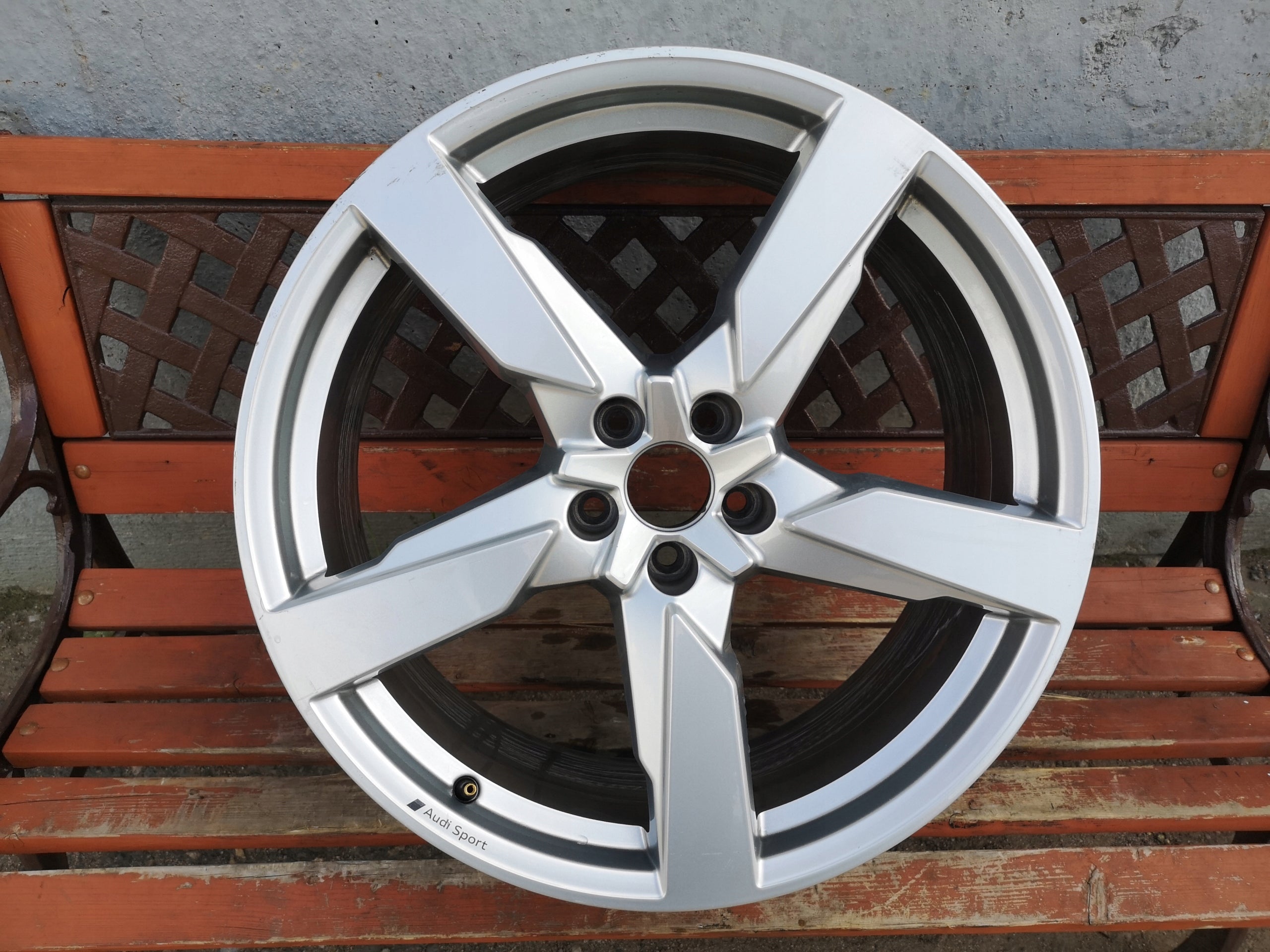 1x Alu Felge Audi Q5 A6 SQ5 Aluminum rim 21 Zoll 8.5J 5x112 34ET 80A601025AR