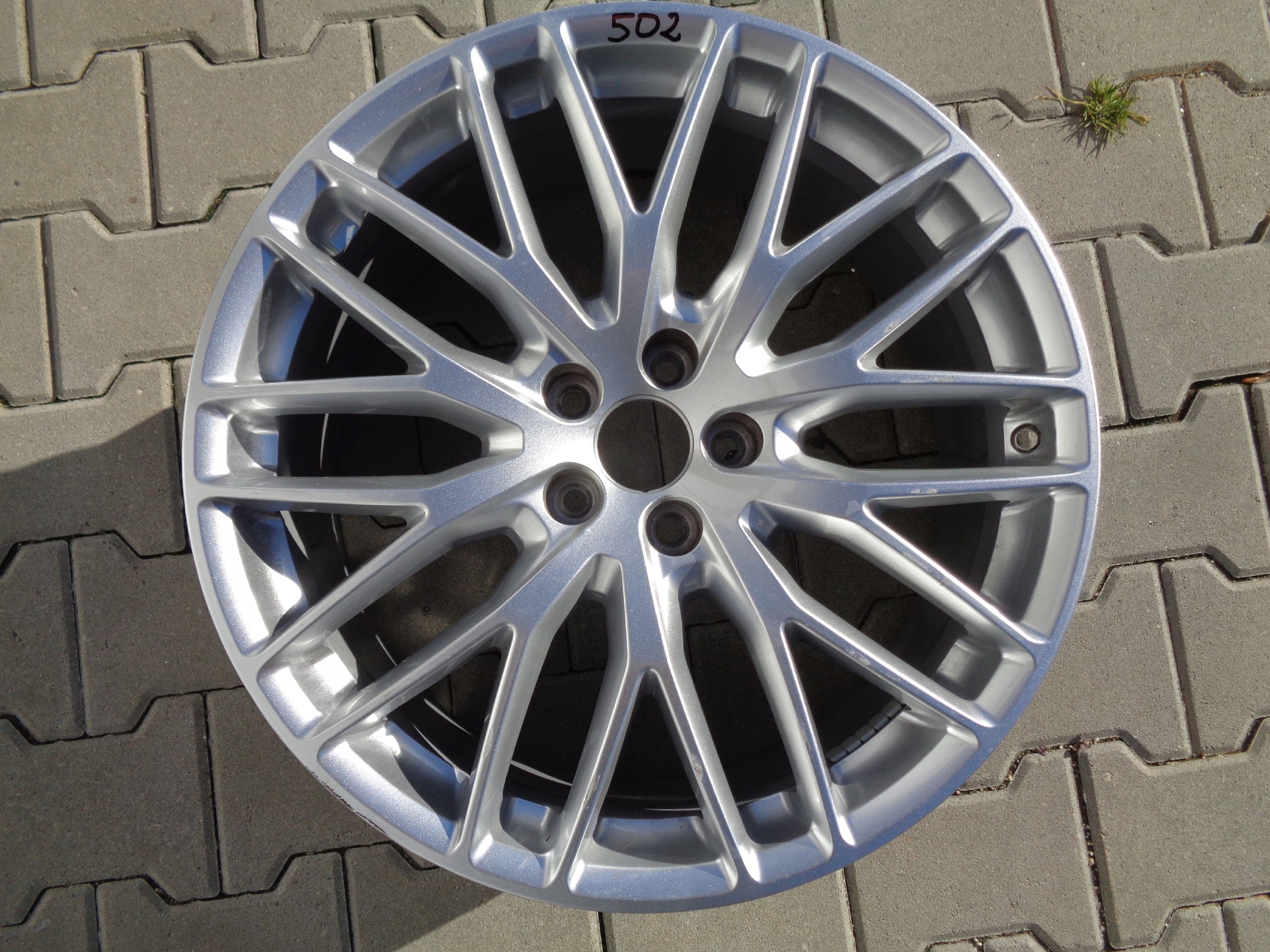 1x Alu Felge Audi Q5 A6 SQ5 Aluminum rim 20 Zoll 8.0J 5x112 39ET 80A601025AB