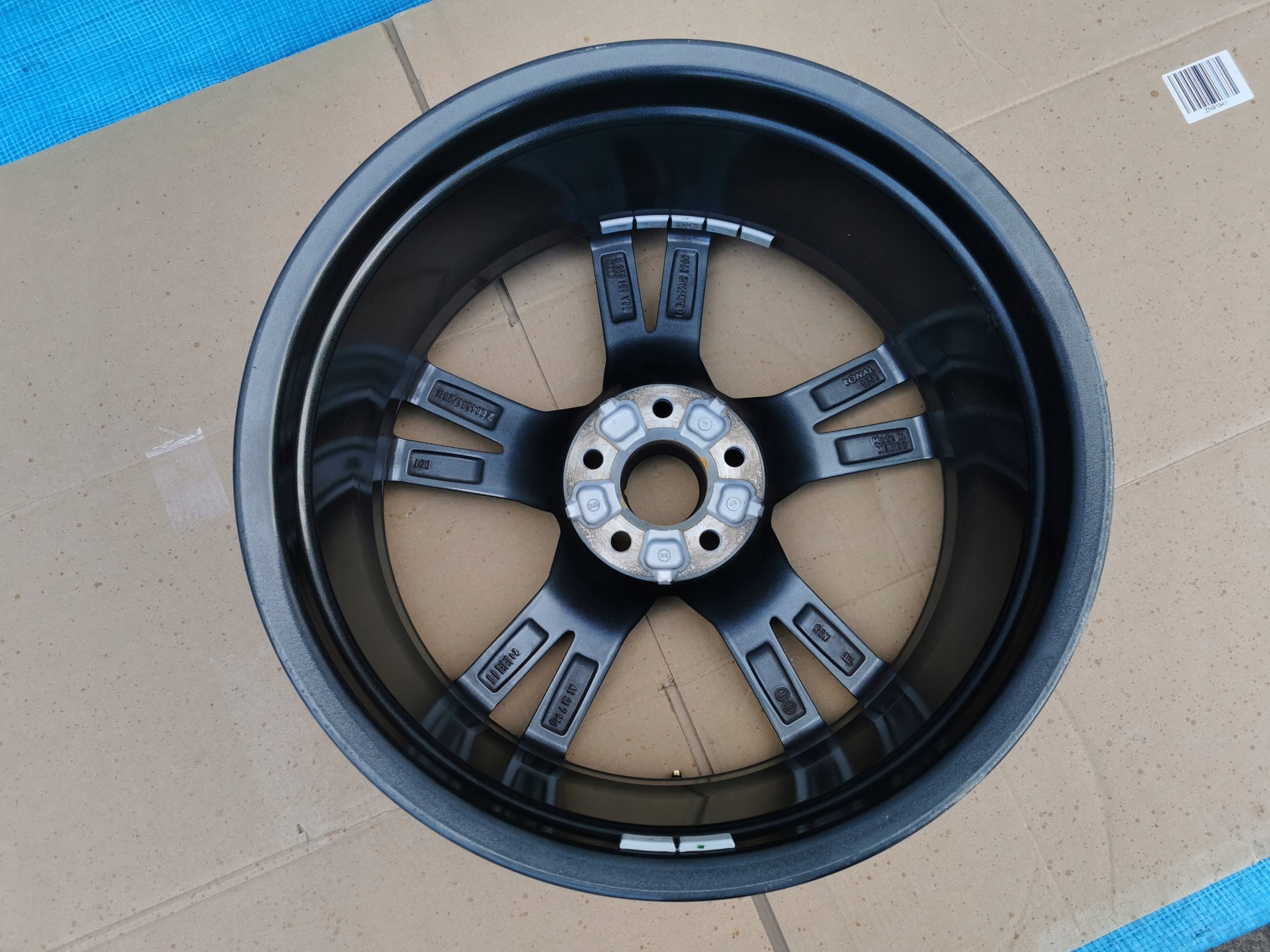 1x Alu Felge Audi Q5 A6 SQ5 Aluminum rim 19 Zoll 8.0J 5x112 39ET 80A601025RB