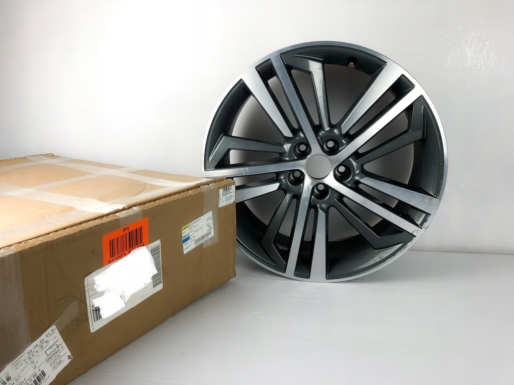  1x aluminum rim Audi Q5 A6 Aluminum rim 20 inch 8.0J 5x112 39ET 80A601025AE  product image