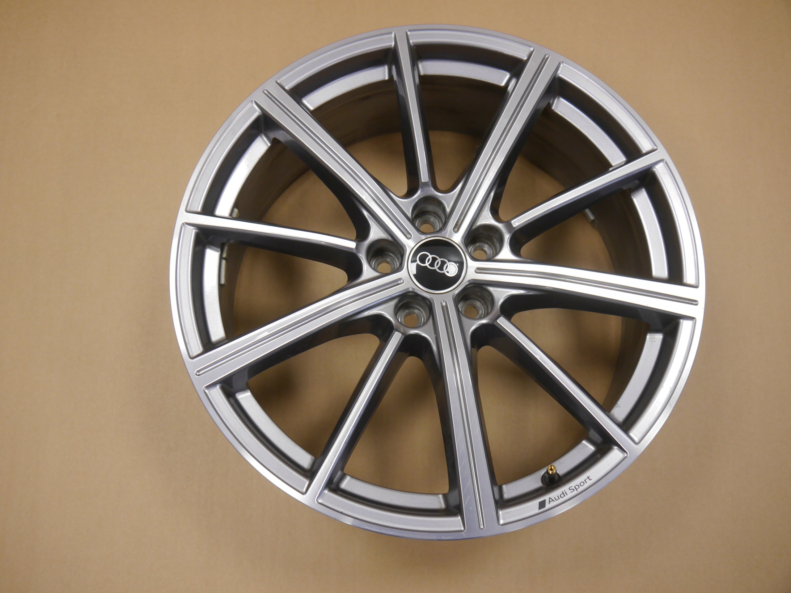  1x Alu Felge Audi Q5 A6 Aluminum rim 20 Zoll 8.0J 5x112 39ET 80A601025AP product image