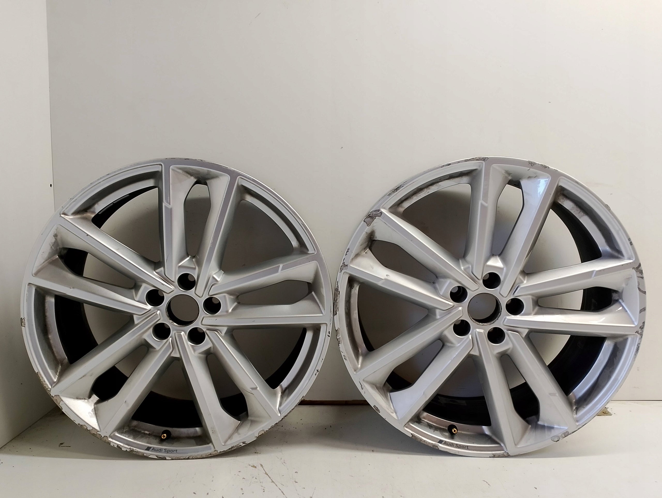  1x Alu Felge Audi A6 RS6 S6 Aluminum rim 21 Zoll 8.5J 5x112 4K0601025AF product image