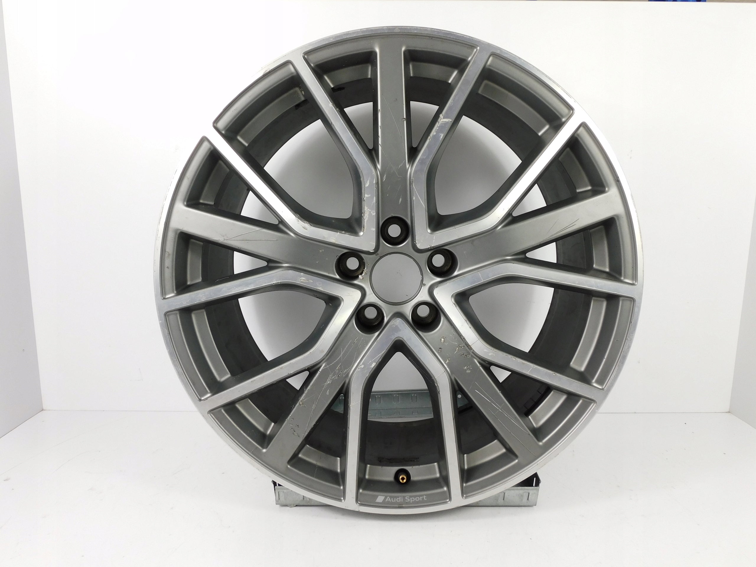 1x Alu Felge Audi A6 S6 Aluminum rim 20 Zoll 8.5J 5x112 43ET 4K0601025AB