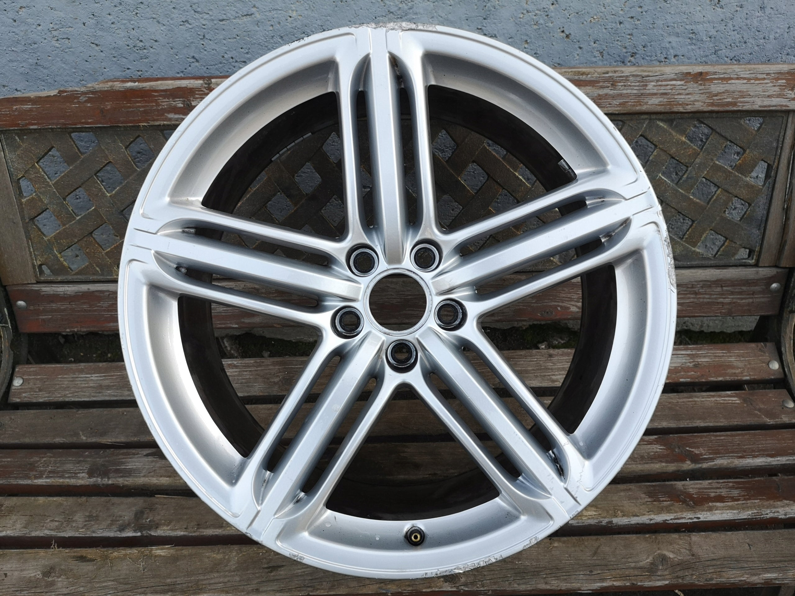 1x Alu Felge Audi A6 S6 Aluminum rim 20 Zoll 8.5J 5x112 45ET 4G0601025T