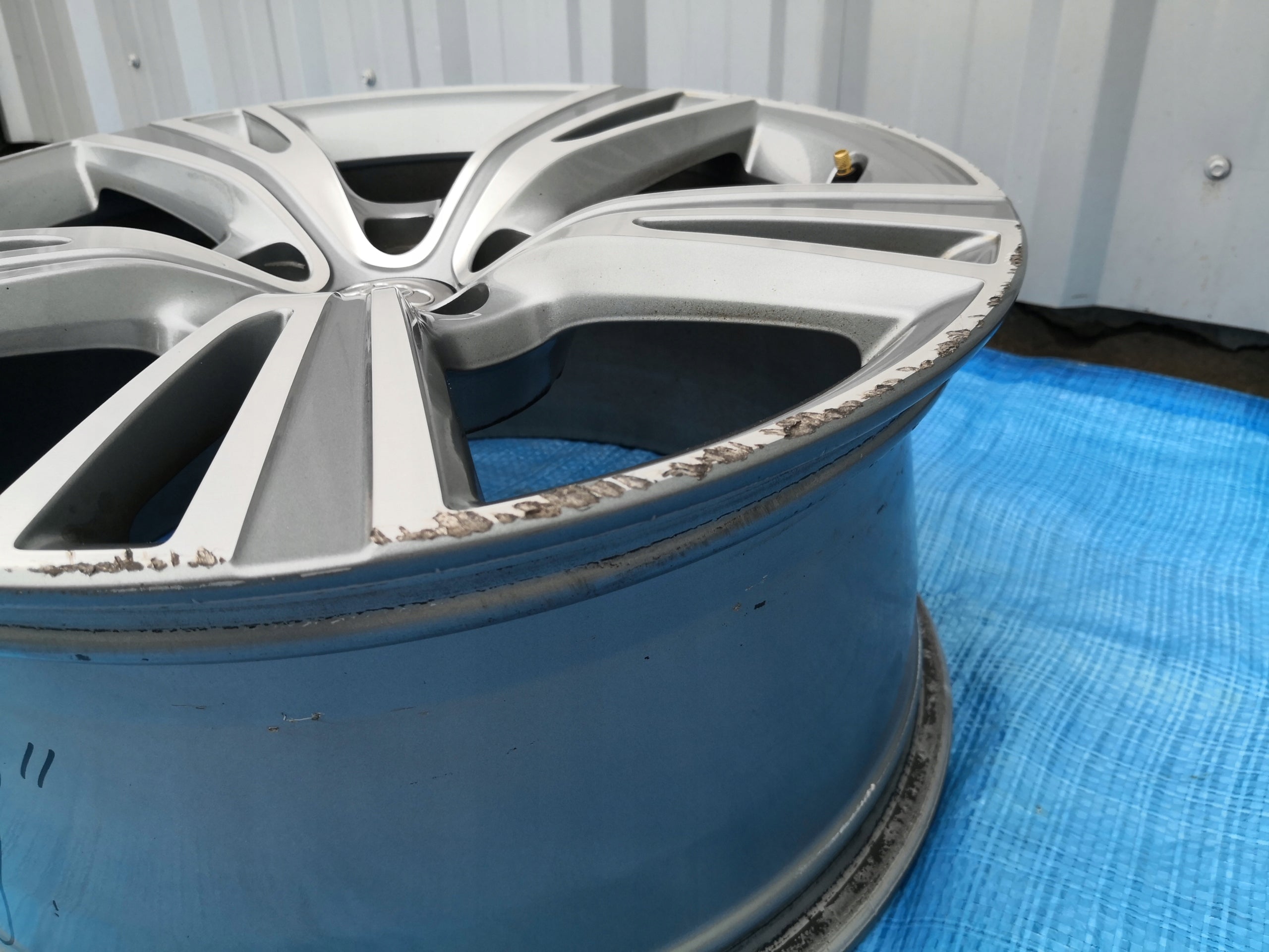 1x Alu Felge Audi A6 S6 Aluminum rim 19 Zoll 8.5J 5x112 45ET 4G0071499