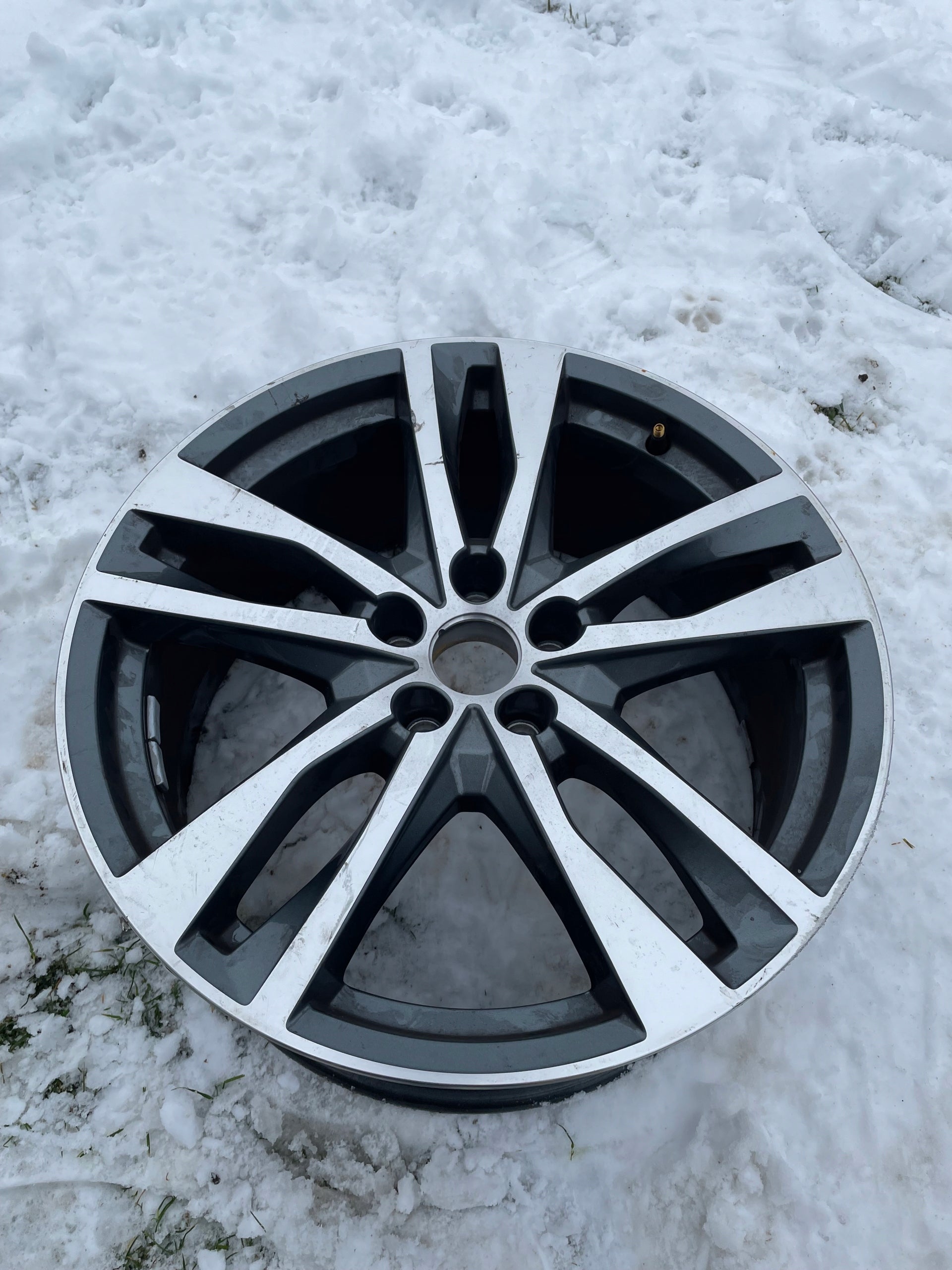  1x Alu Felge Audi A6 S6 Aluminum rim 19 Zoll 8.5J 5x112 40ET 4K0601025H product image