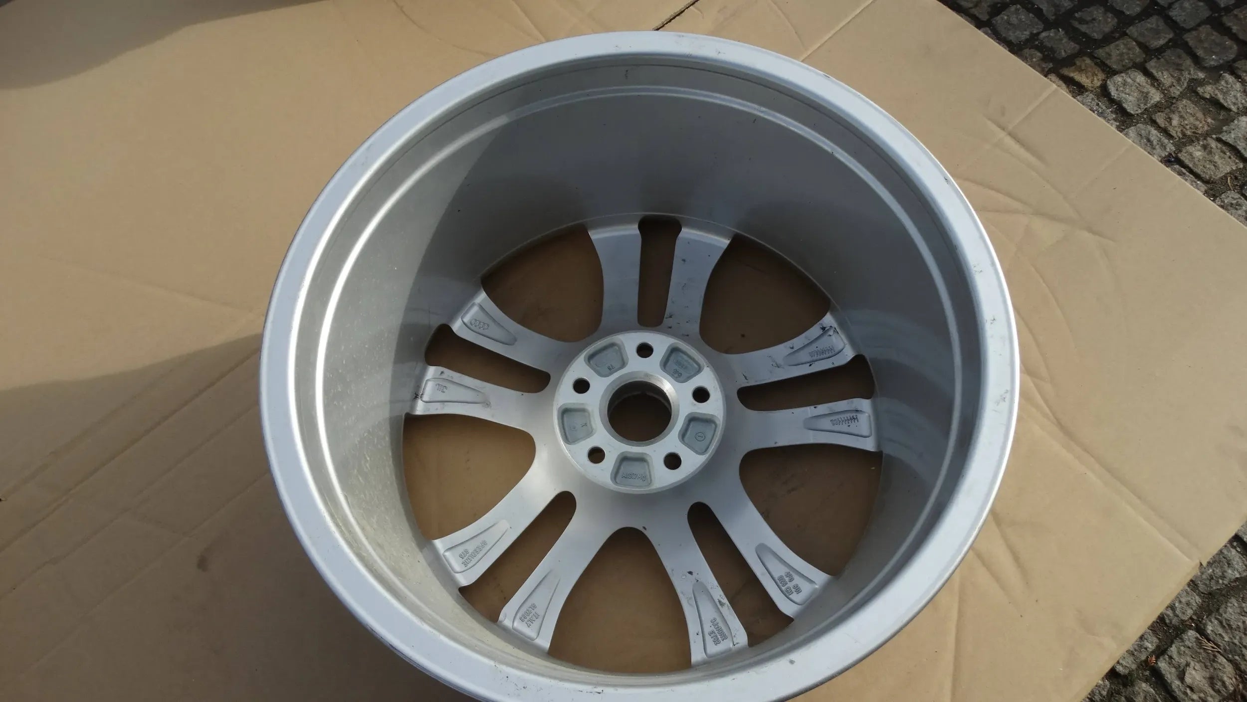 1x Alu Felge Audi A6 S6 Aluminum rim 18 Zoll 4F0601025CH