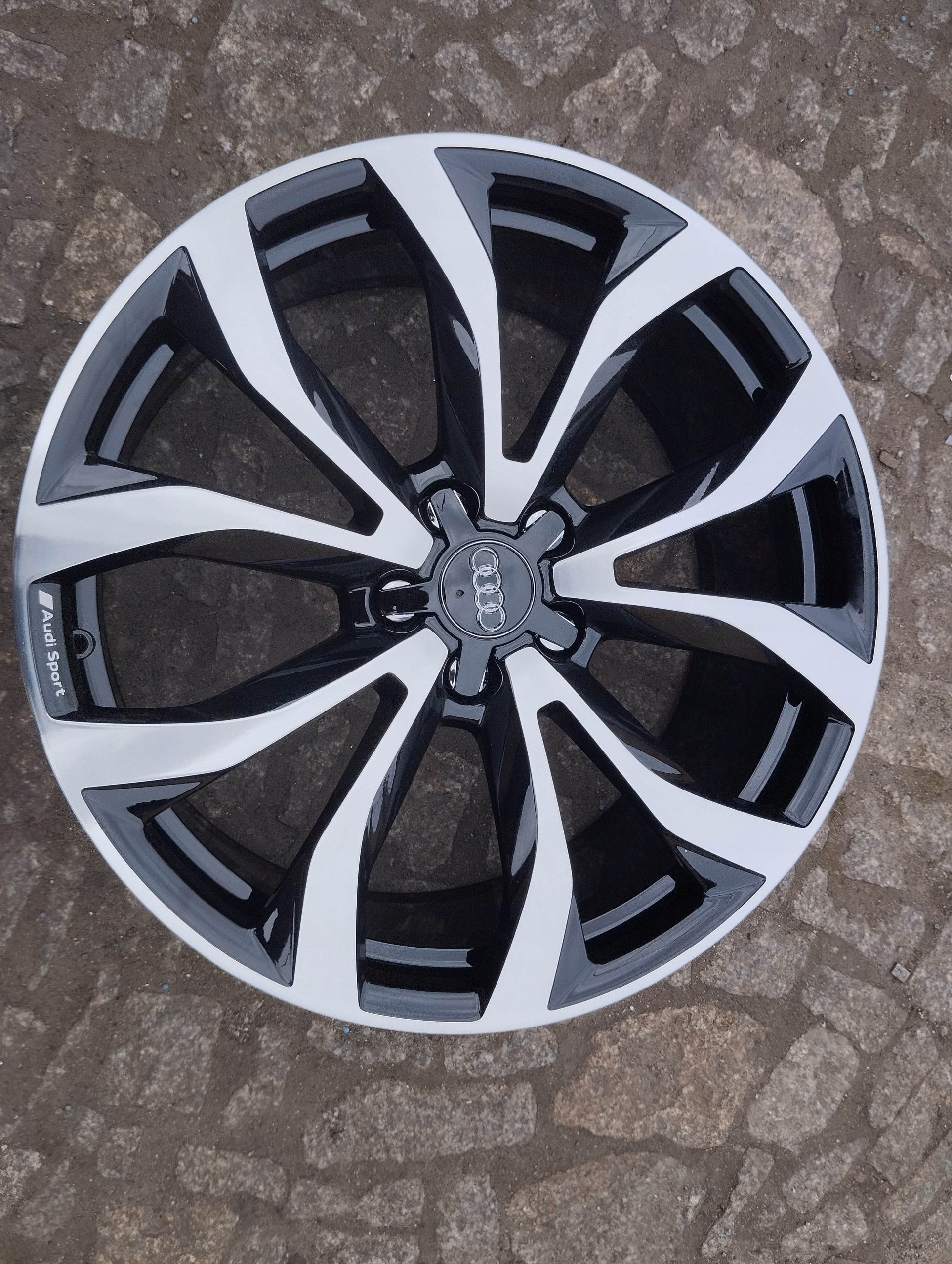 Alu Felge Audi A6 Aluminum rim 20 Zoll 8.5J 5x112 45ET 4G0601025