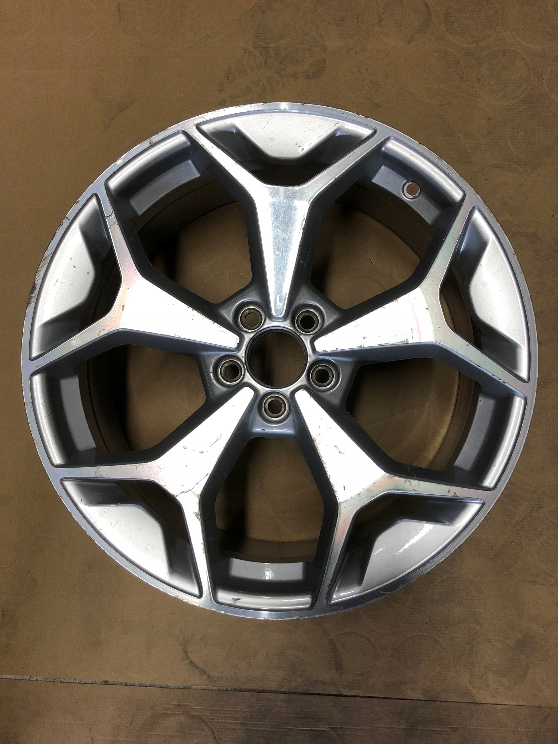  1x aluminum rim Audi A6 Aluminum rim 18 inch 7.5J 5x100 46ET 82A601025L  product image