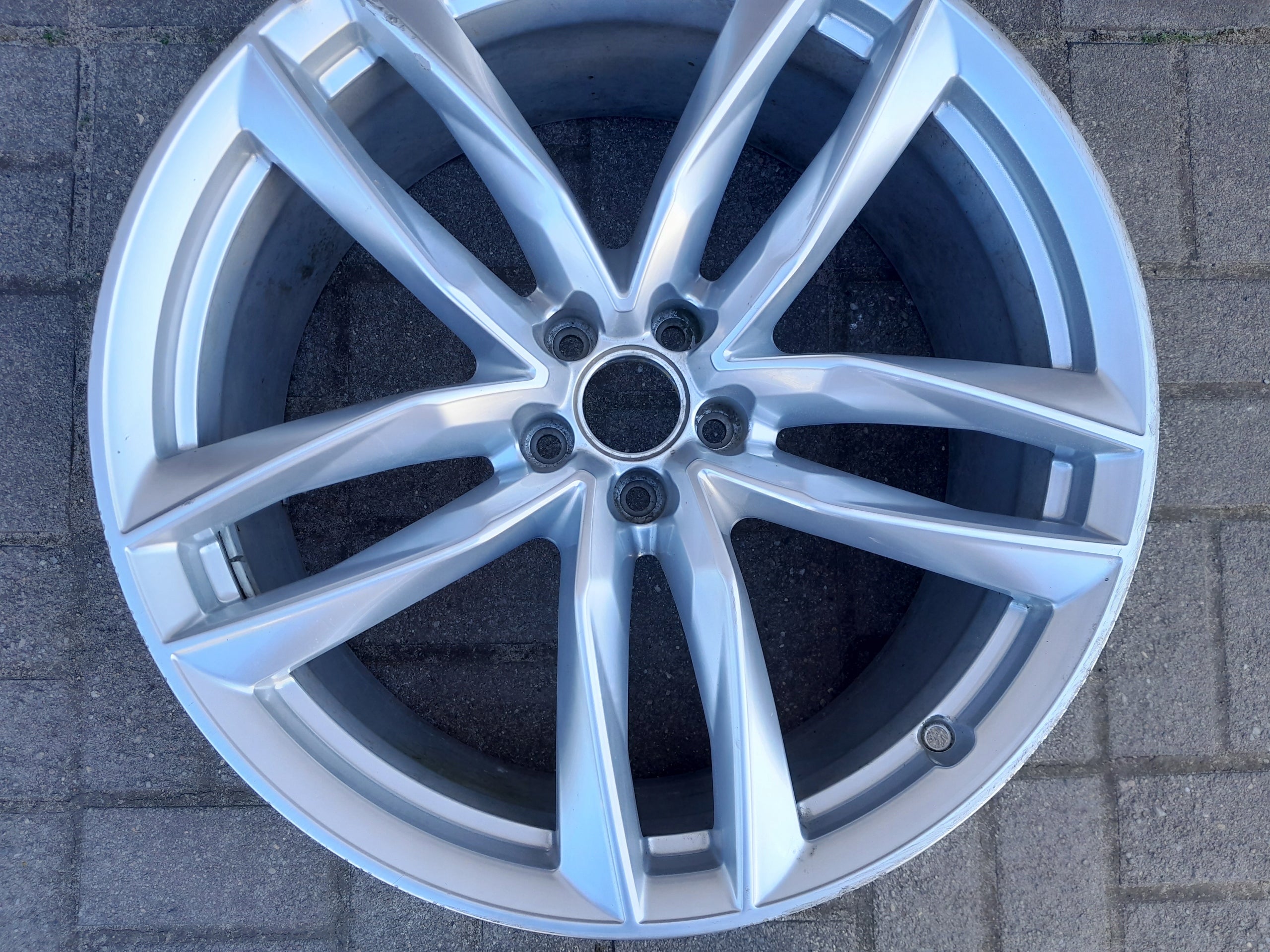 1x Alu Felge Audi A6 Aluminum rim 21 Zoll 9.5J 5x112 25ET