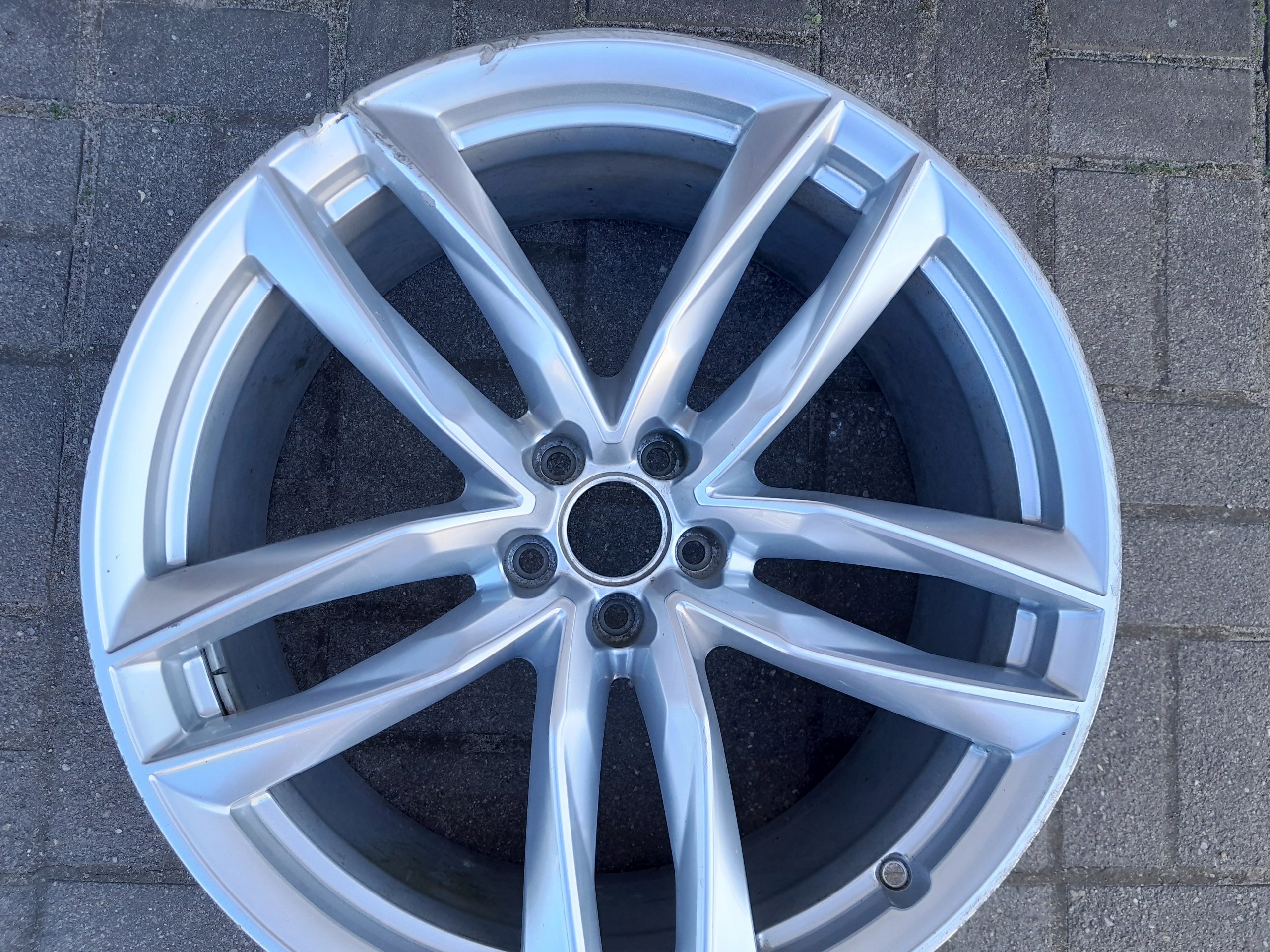 1x Alu Felge Audi A6 Aluminum rim 21 Zoll 9.5J 5x112 25ET