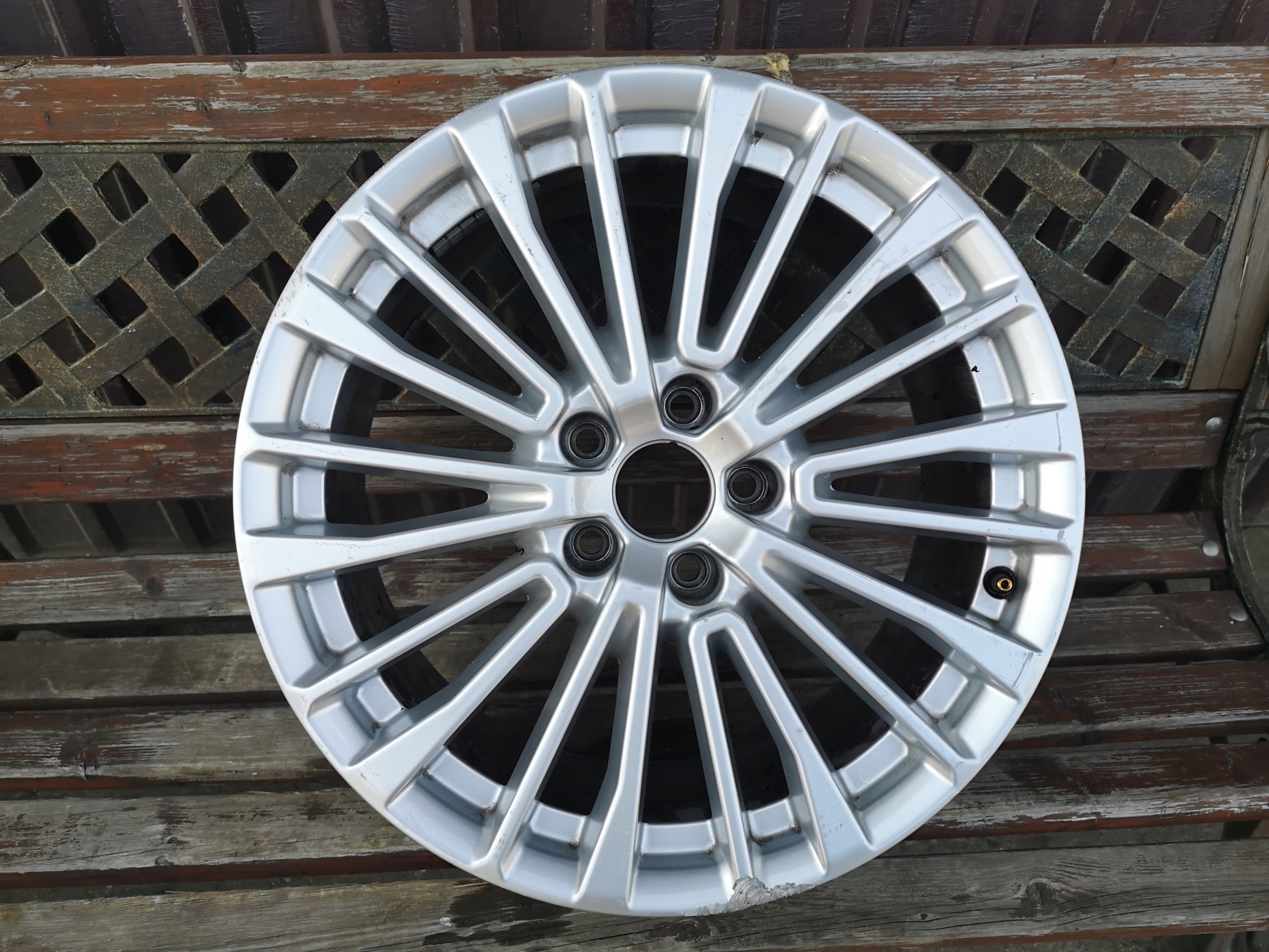  1x Alu Felge Audi A6 Aluminum rim 18 Zoll 8.0J 5x112 39ET 4K0601025C product image