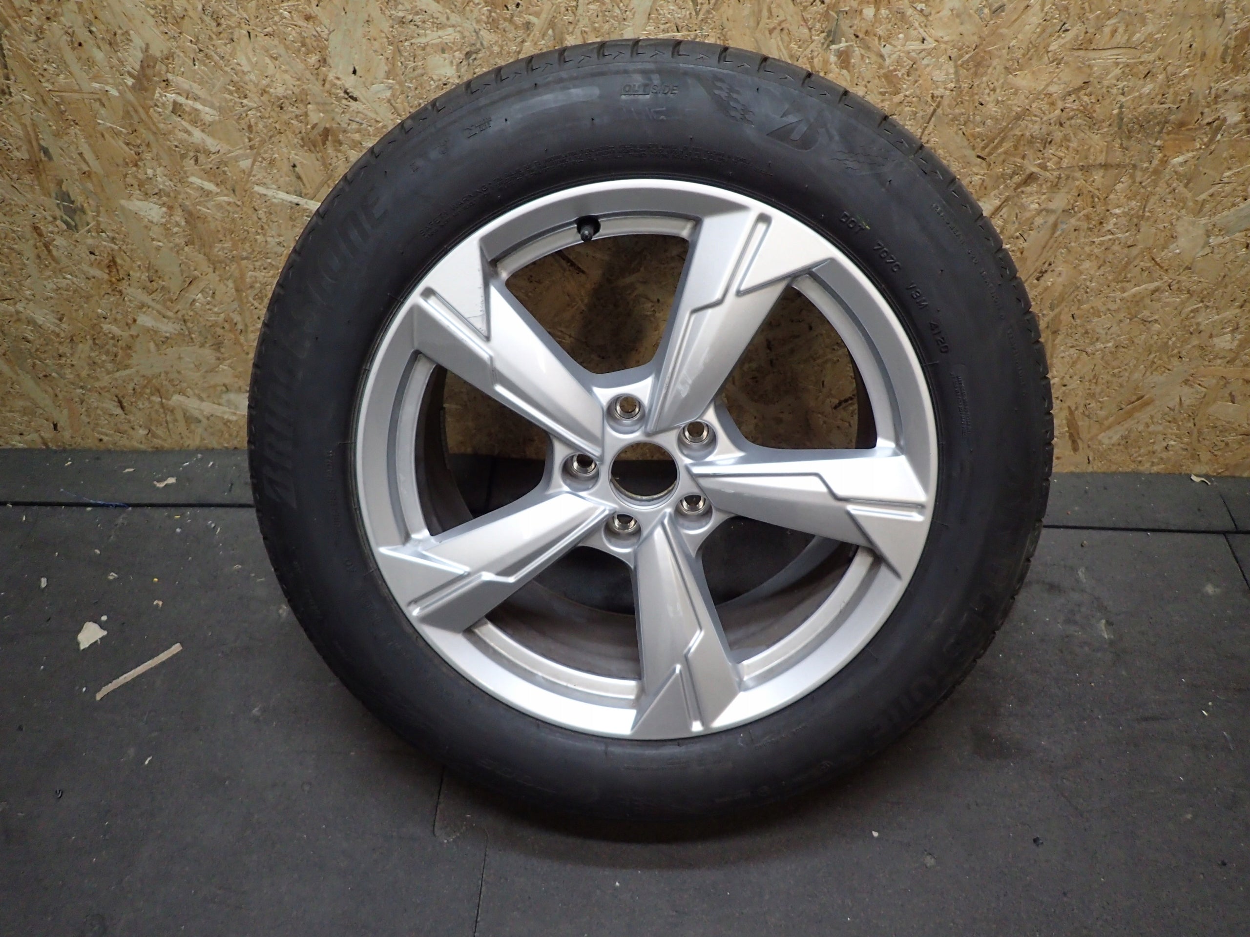  1x aluminum rim Audi A6 Aluminum rim 18 inch 8.0J 5x112 39ET 4K0601025D  product image