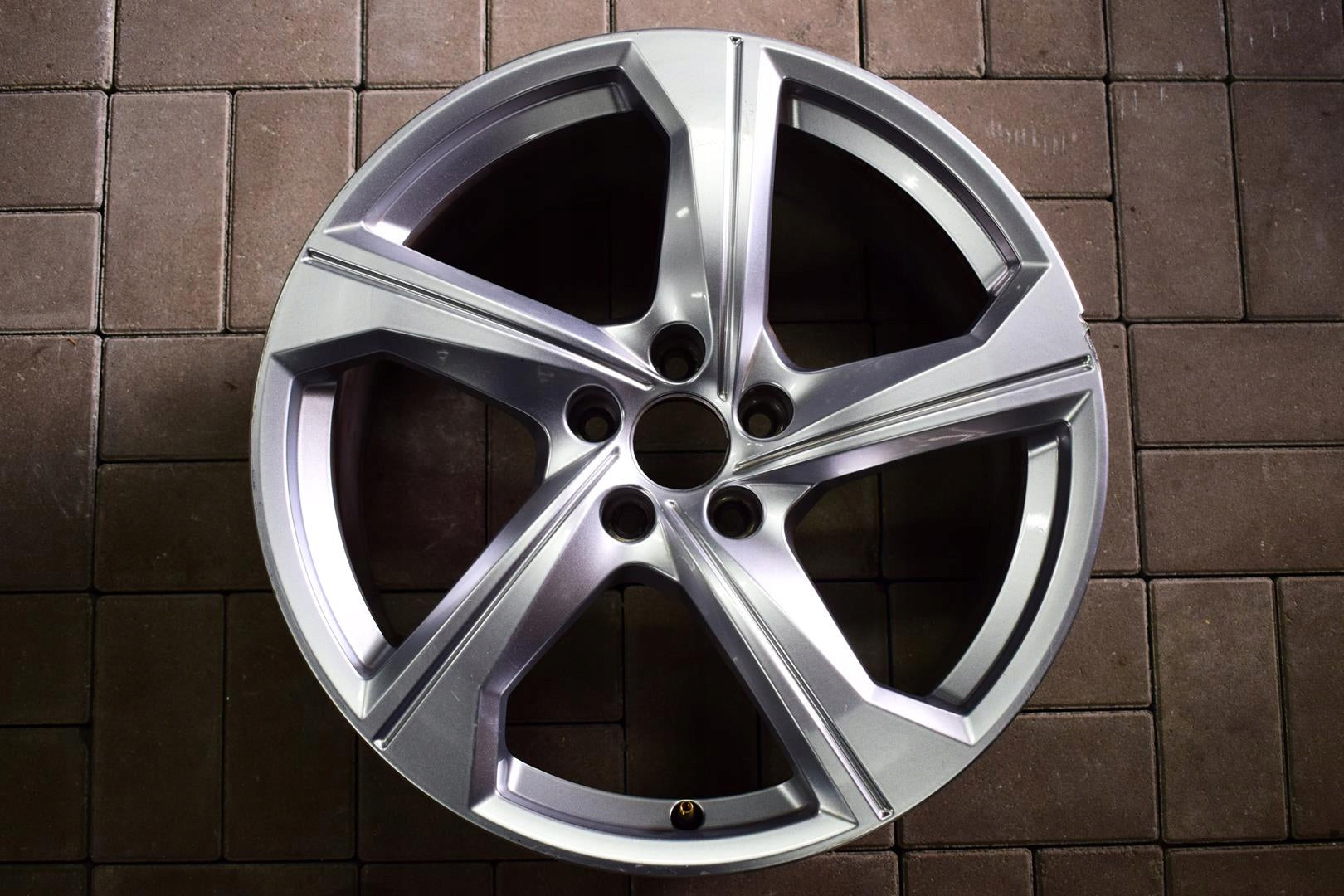  1x aluminum rim Audi A6 Aluminum rim 19 inch 8.5J 5x112 40ET 4K0601025AJ  product image