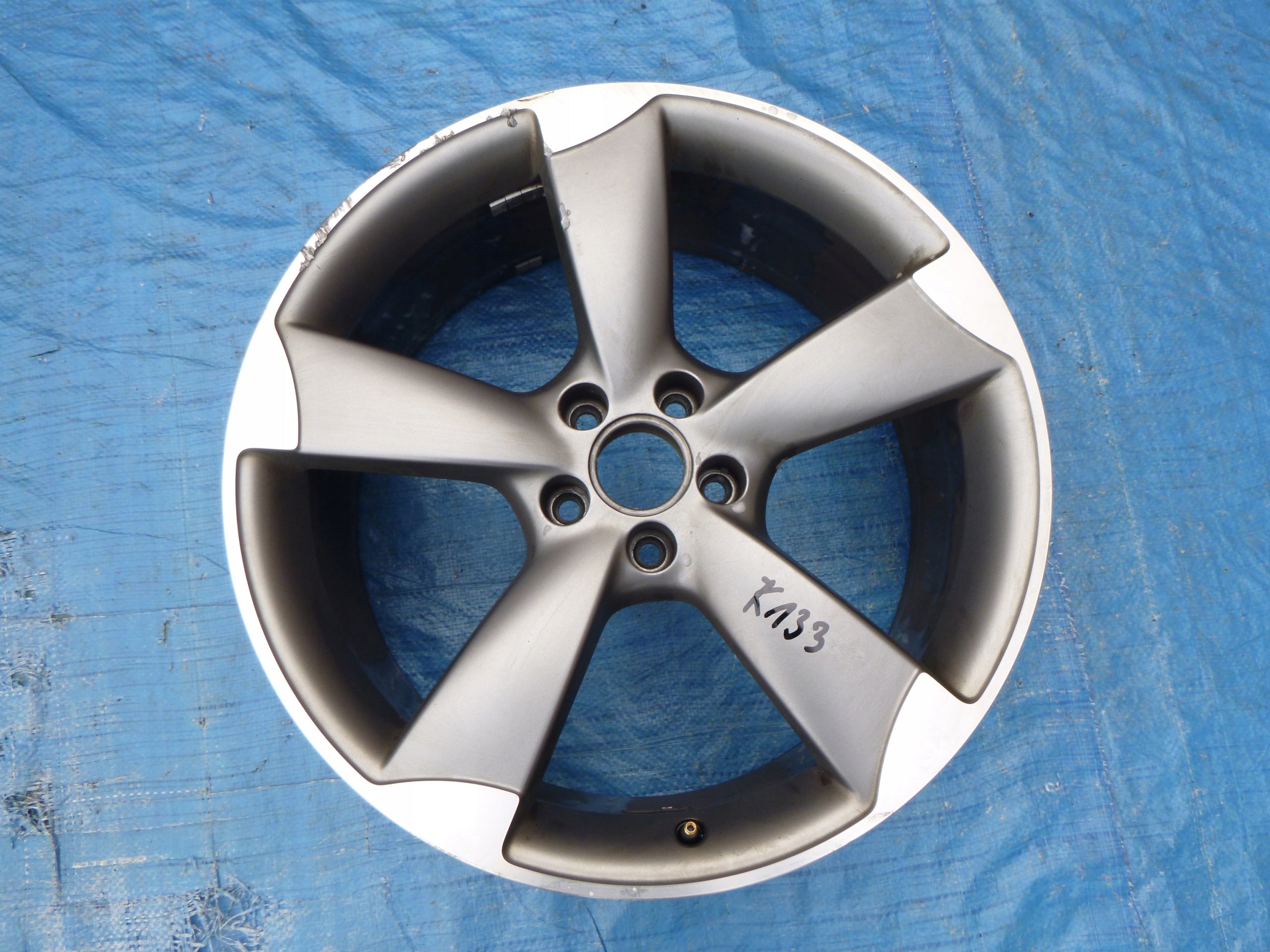 1x Alu Felge Audi A6 Aluminum rim 20 Zoll 8.5J 5x112 45ET