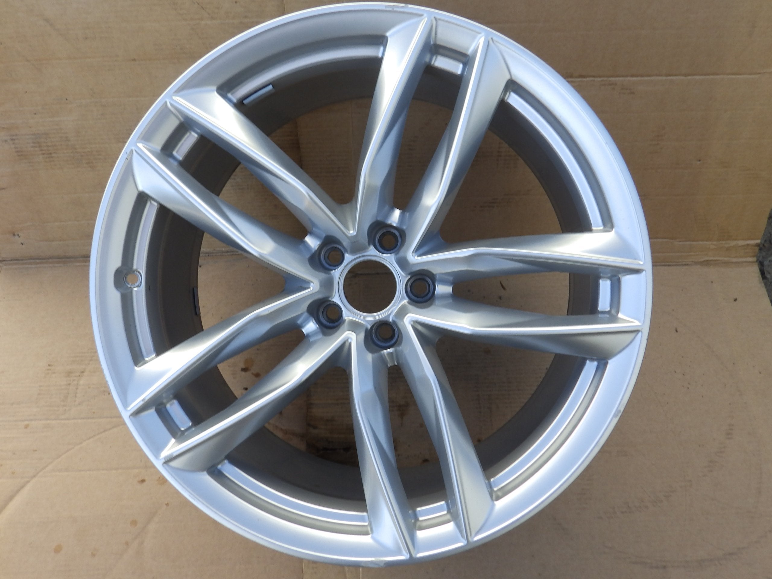 1x Alu Felge Audi A6 Aluminum rim 21 Zoll 9.5J 5x112 25ET