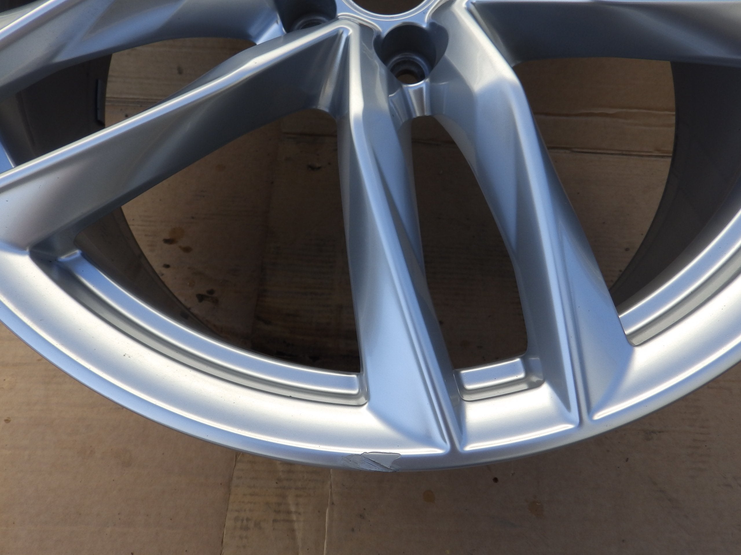 1x Alu Felge Audi A6 Aluminum rim 21 Zoll 9.5J 5x112 25ET