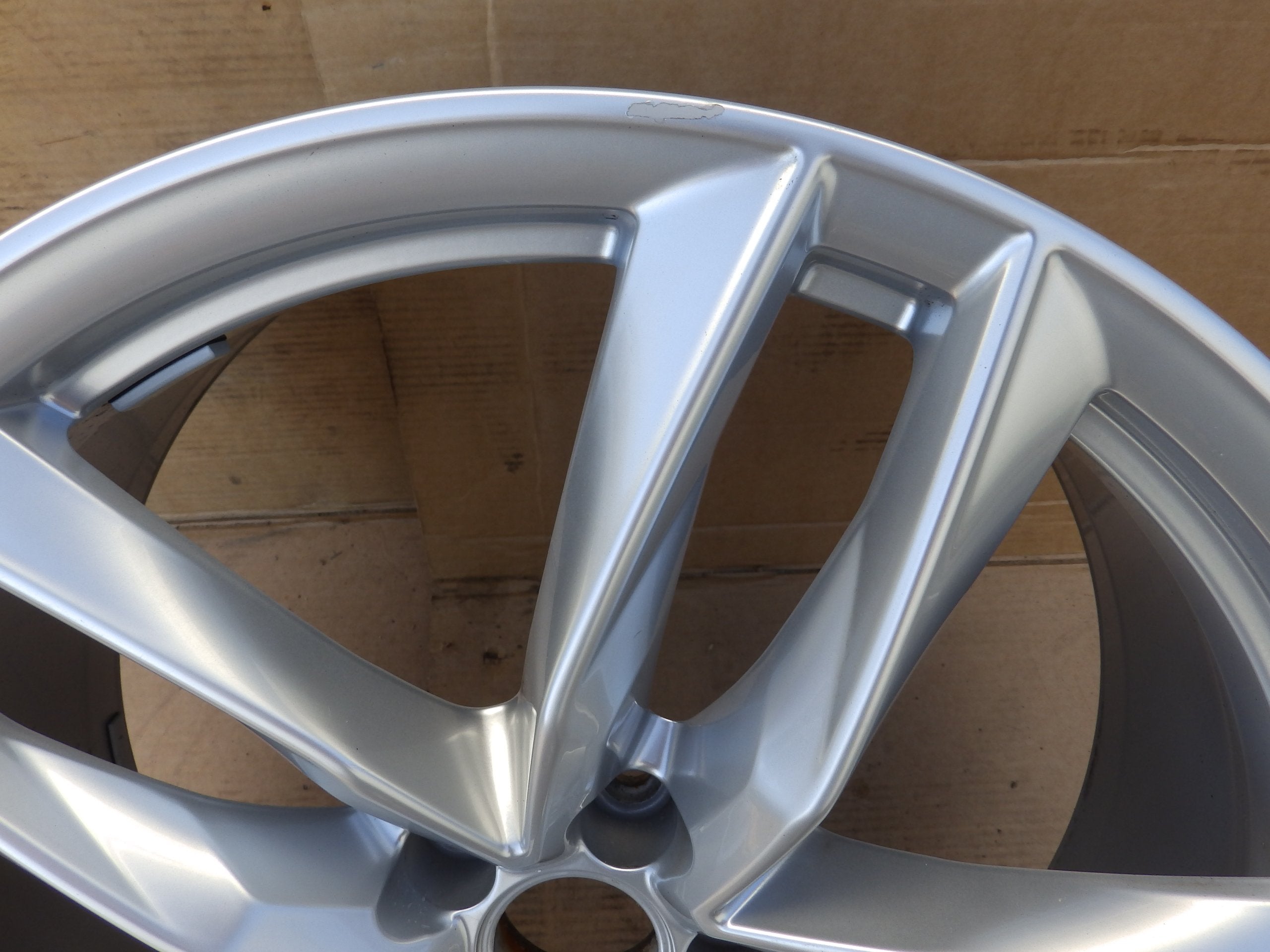 1x Alu Felge Audi A6 Aluminum rim 21 Zoll 9.5J 5x112 25ET