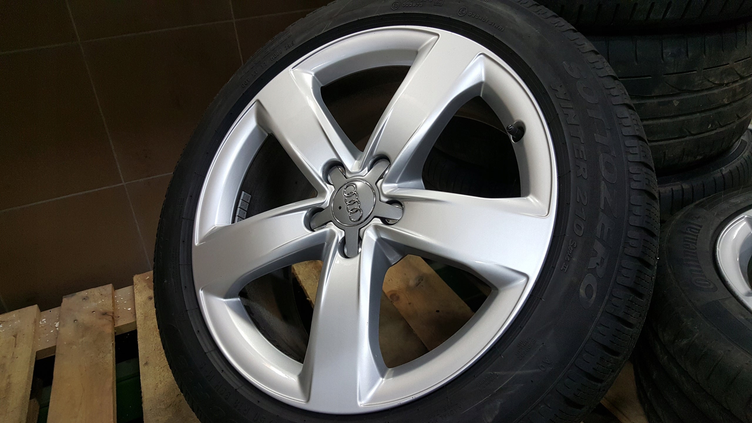  1x aluminum rim Audi A6 Aluminum rim 18 inch 7.5J 5x112 37ET 4G0601025M  product image