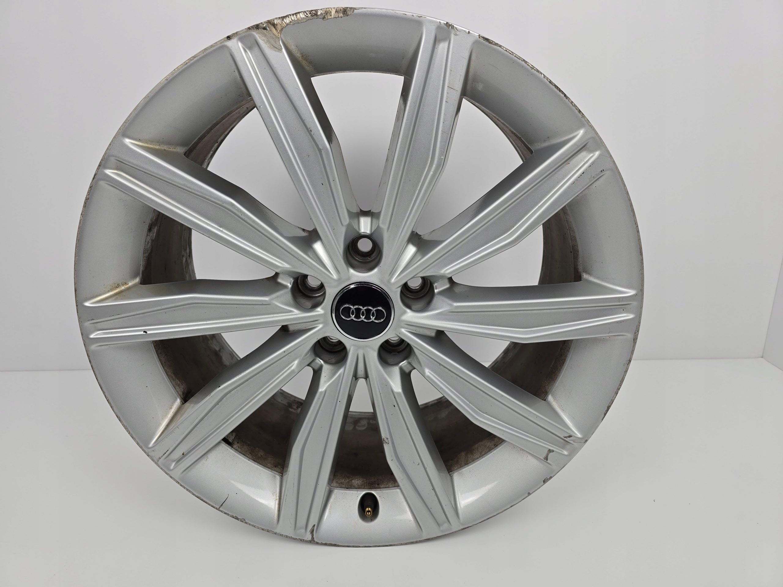  1x Alu Felge Audi A6 Aluminum rim 19 Zoll 8.5J 5x112 40ET product image