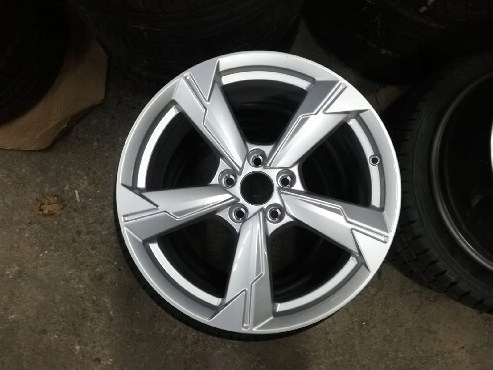  1x aluminum rim Audi A6 Aluminum rim 18 inch 8.0J 5x112 39ET 4K0601025D  product image