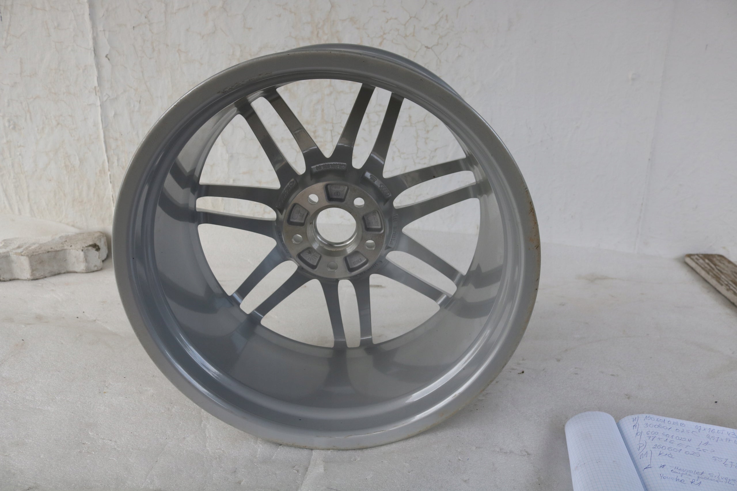 1x Alu Felge Audi A6 Aluminum rim 19 Zoll 8.5J 5x112 4F0601025DG