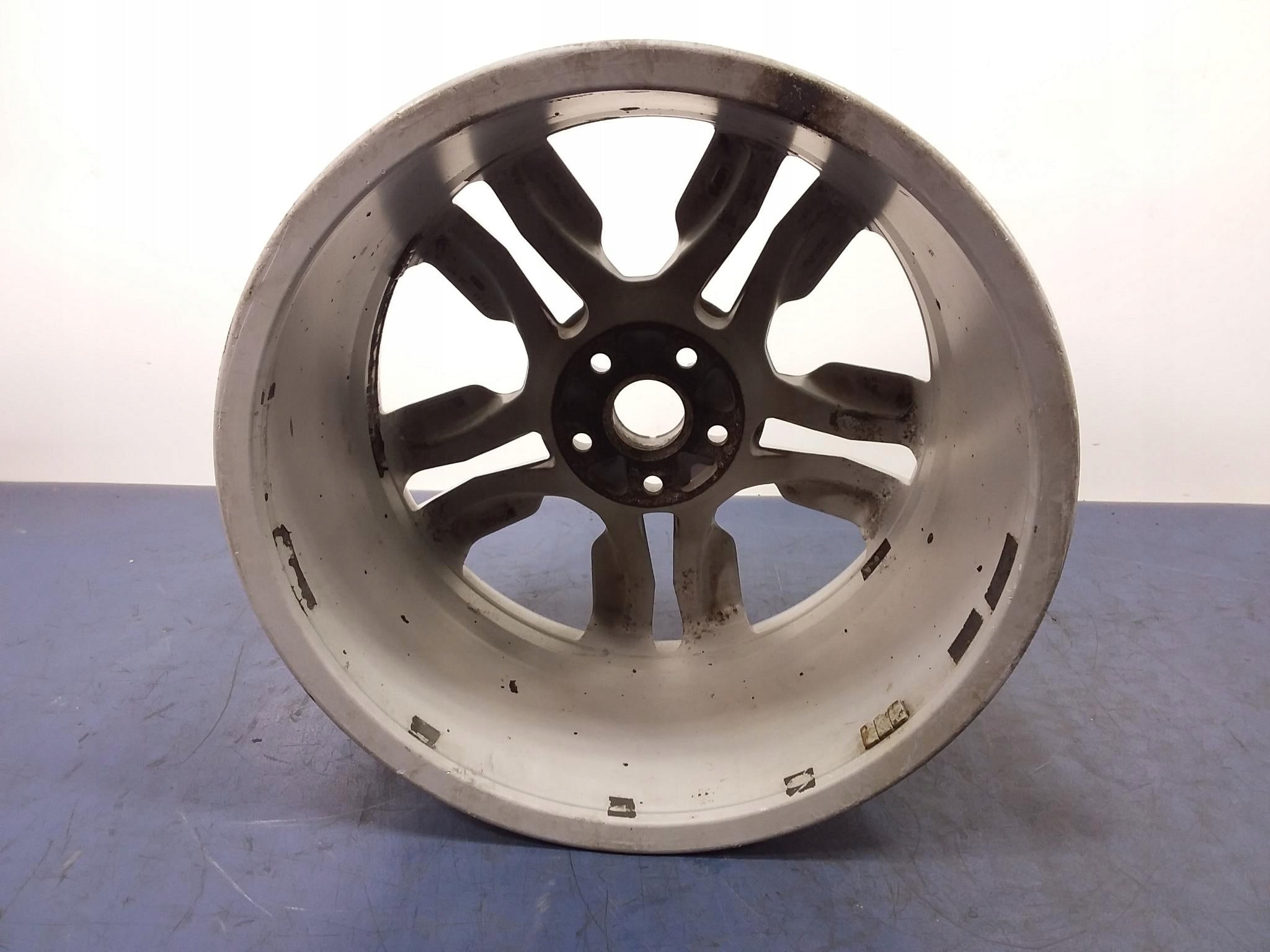 1x Alu Felge Audi A6 Aluminum rim 19 Zoll 9.0J 5x112 4F0601025AT