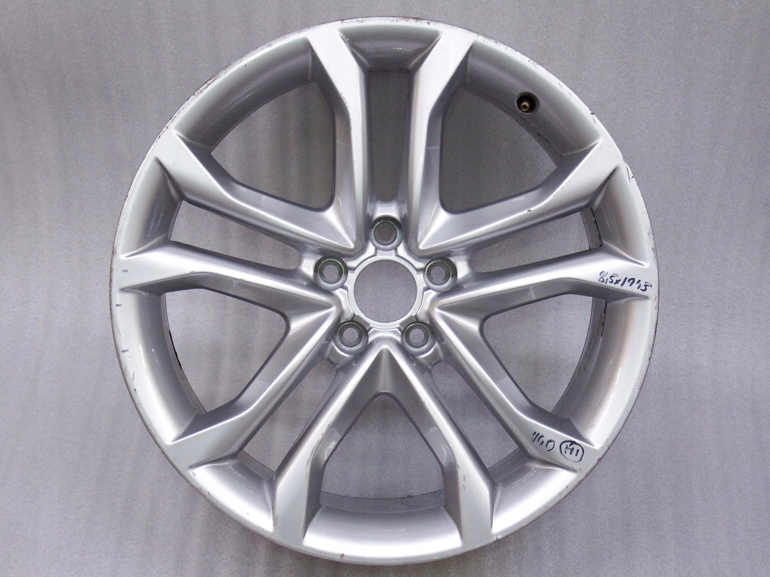  1x Alu Felge Audi A6 Aluminum rim 19 Zoll 8.5J 5x112 45ET 4G0601025BS product image