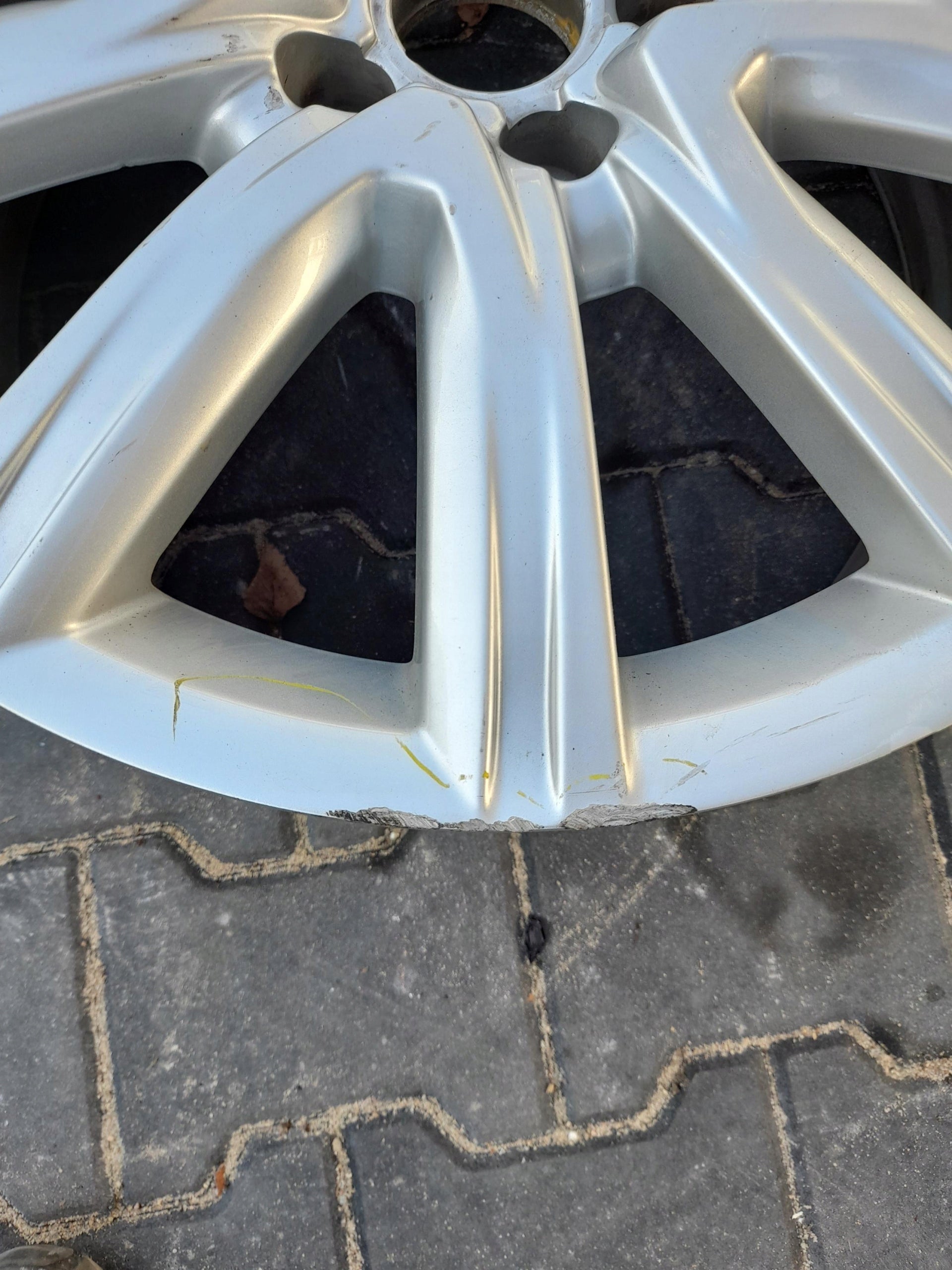 1x Alu Felge Audi A6 Aluminum rim 18 Zoll 8.0J 5x112