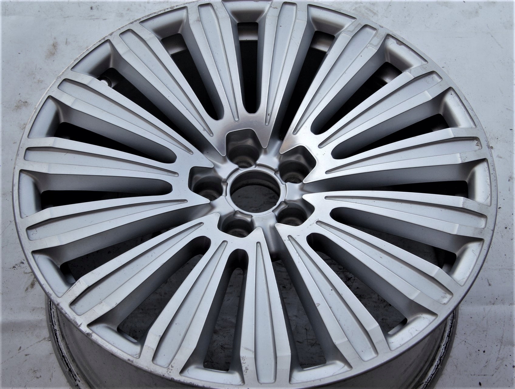  1x aluminum rim Audi A8 A7 S8 aluminum rim 20 inch 9.0J 5x112 37ET 4H0601025AL  product image