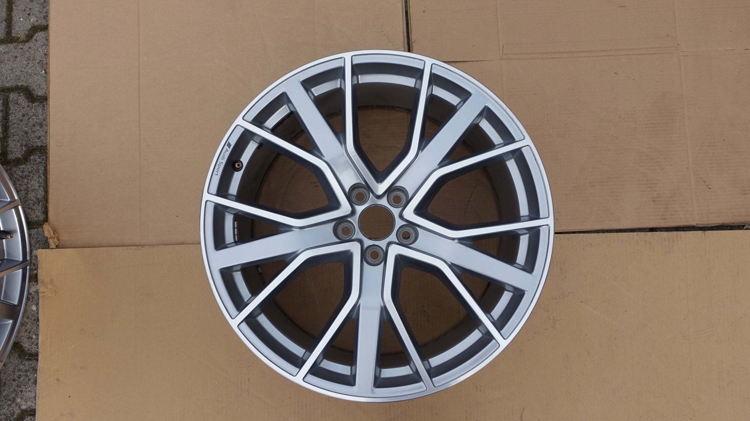  1x aluminum rim Audi A7 aluminum rim 21 inch 9.5J 5x112 4KE601025AJ  product image