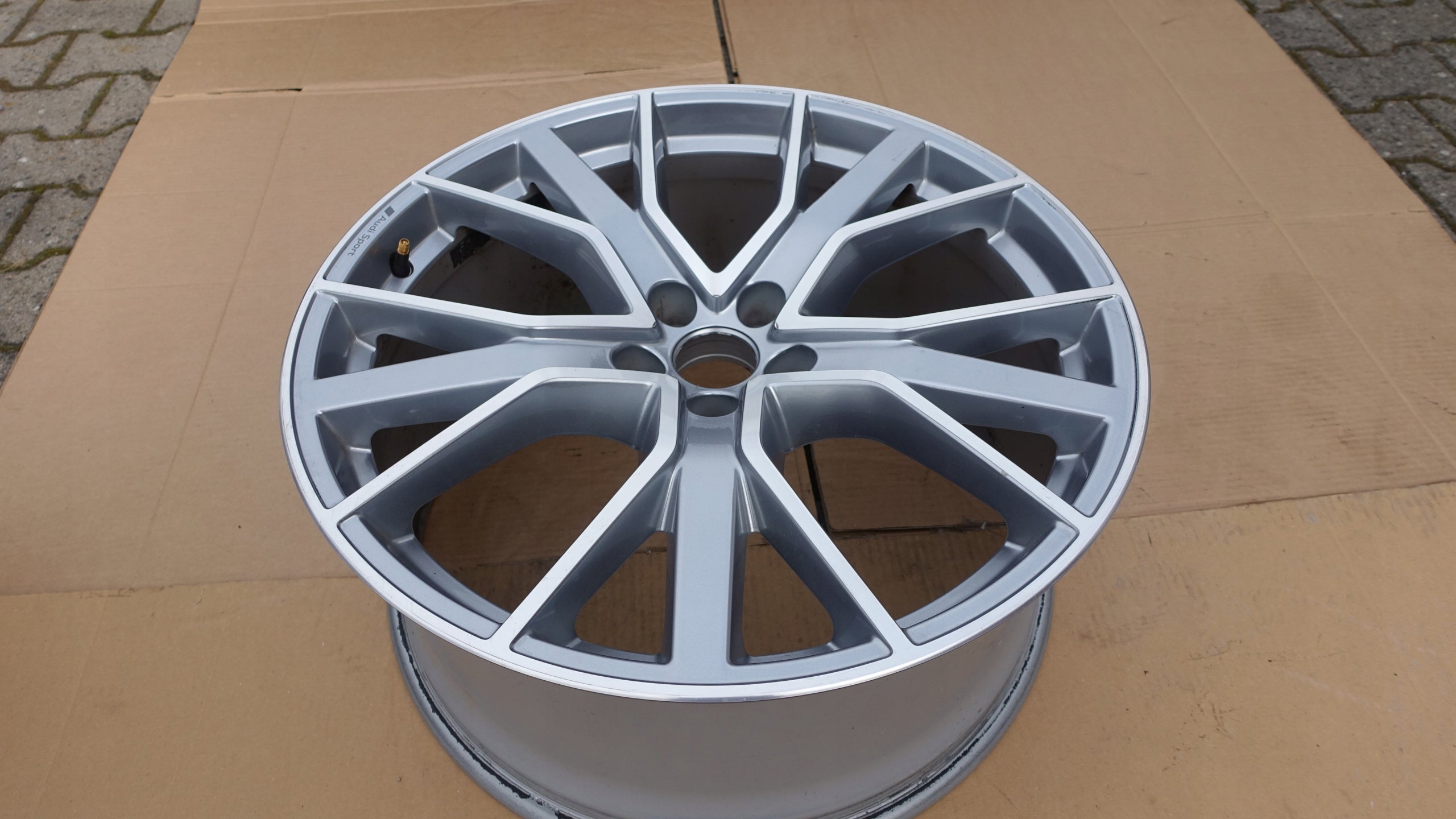 1x Alu Felge Audi A7 Aluminum rim 21 Zoll 9.5J 5x112 4KE601025AJ