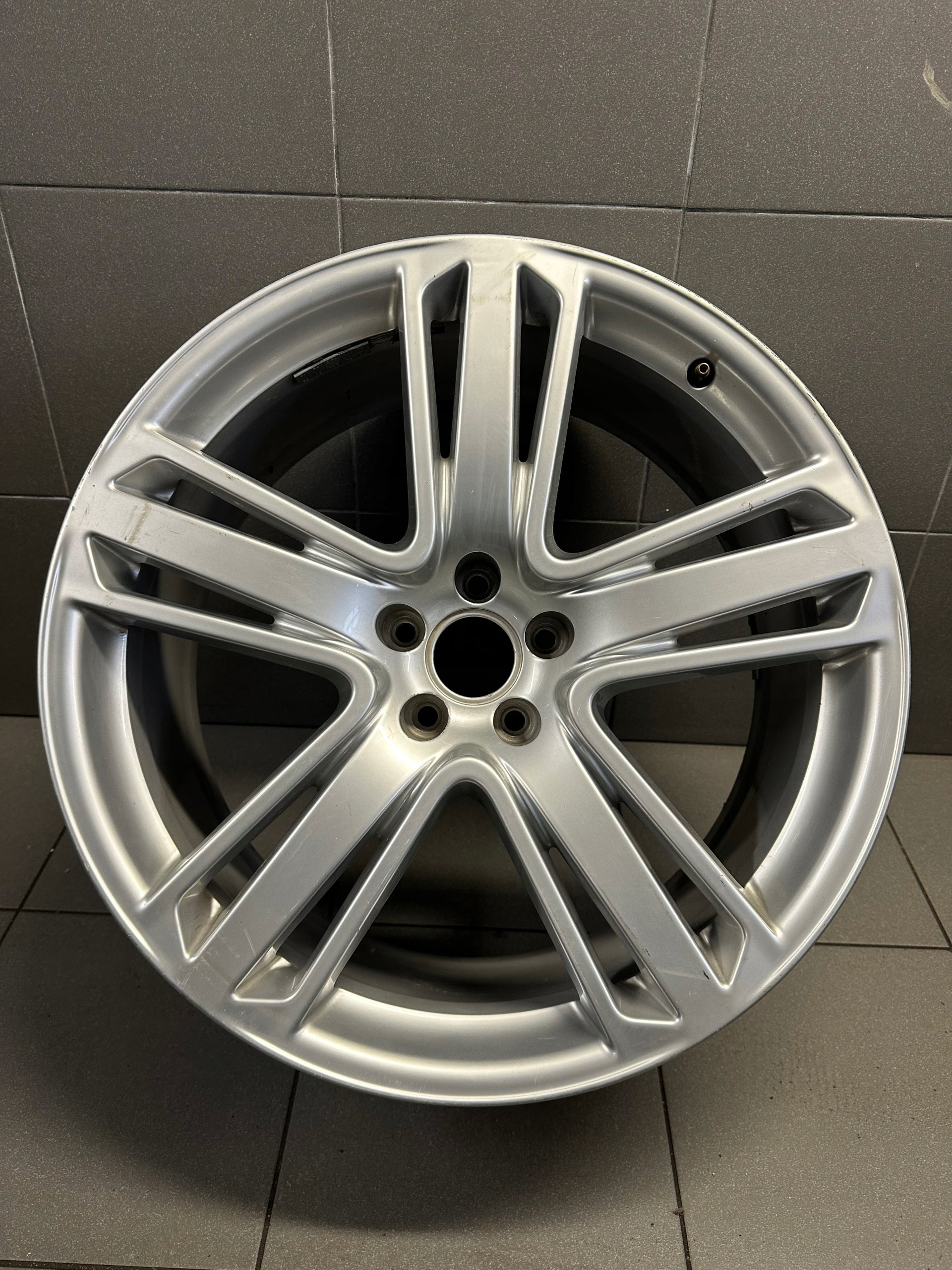  1x Alu Felge Audi A8 S8 Aluminum rim 21 Zoll 9.0J 5x112 4H0601025AJ product image