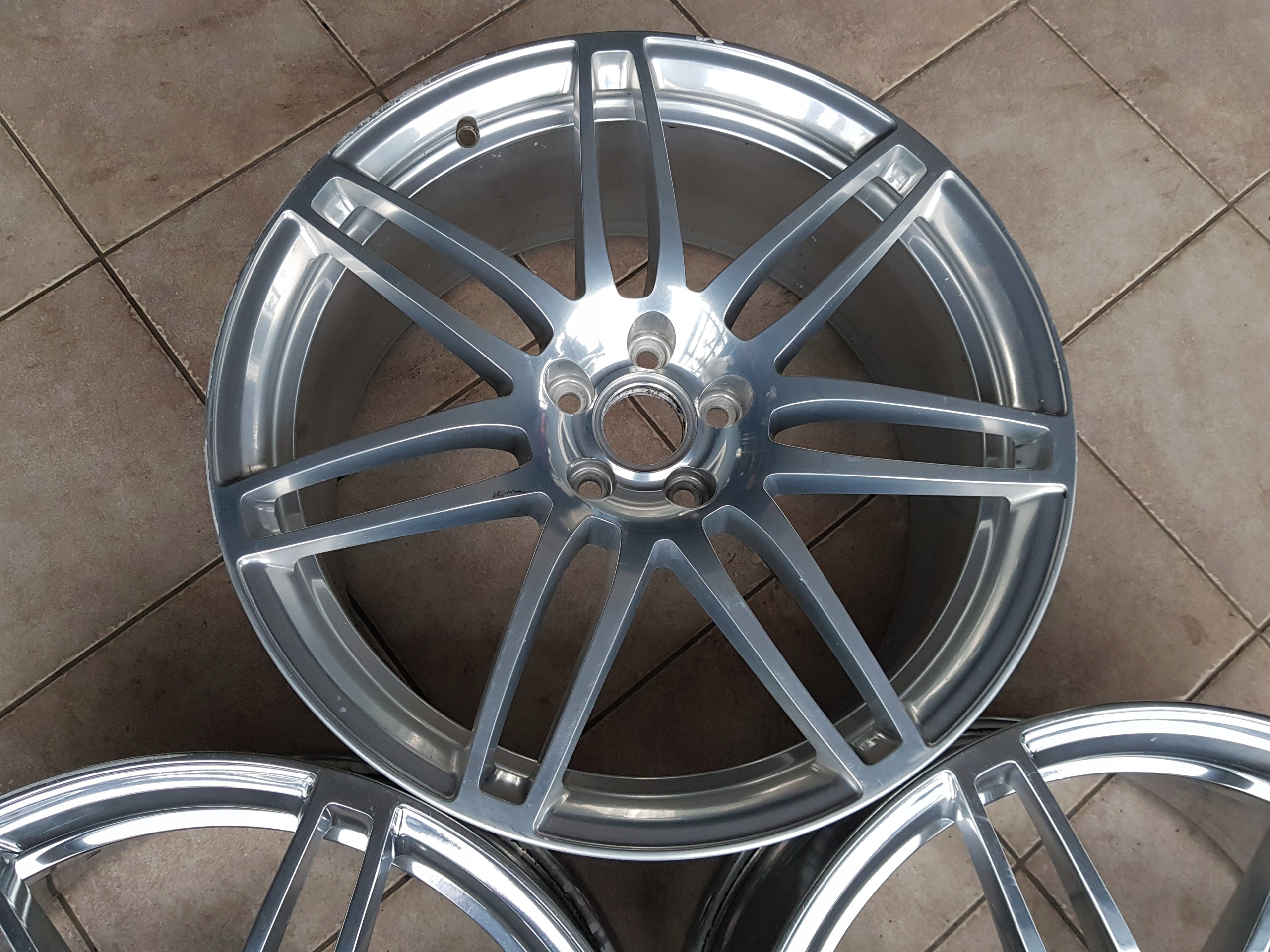 1x Alu Felge Audi A8 S8 Aluminum rim 20 Zoll 9.0J 5x112 46ET 4E0601025AT