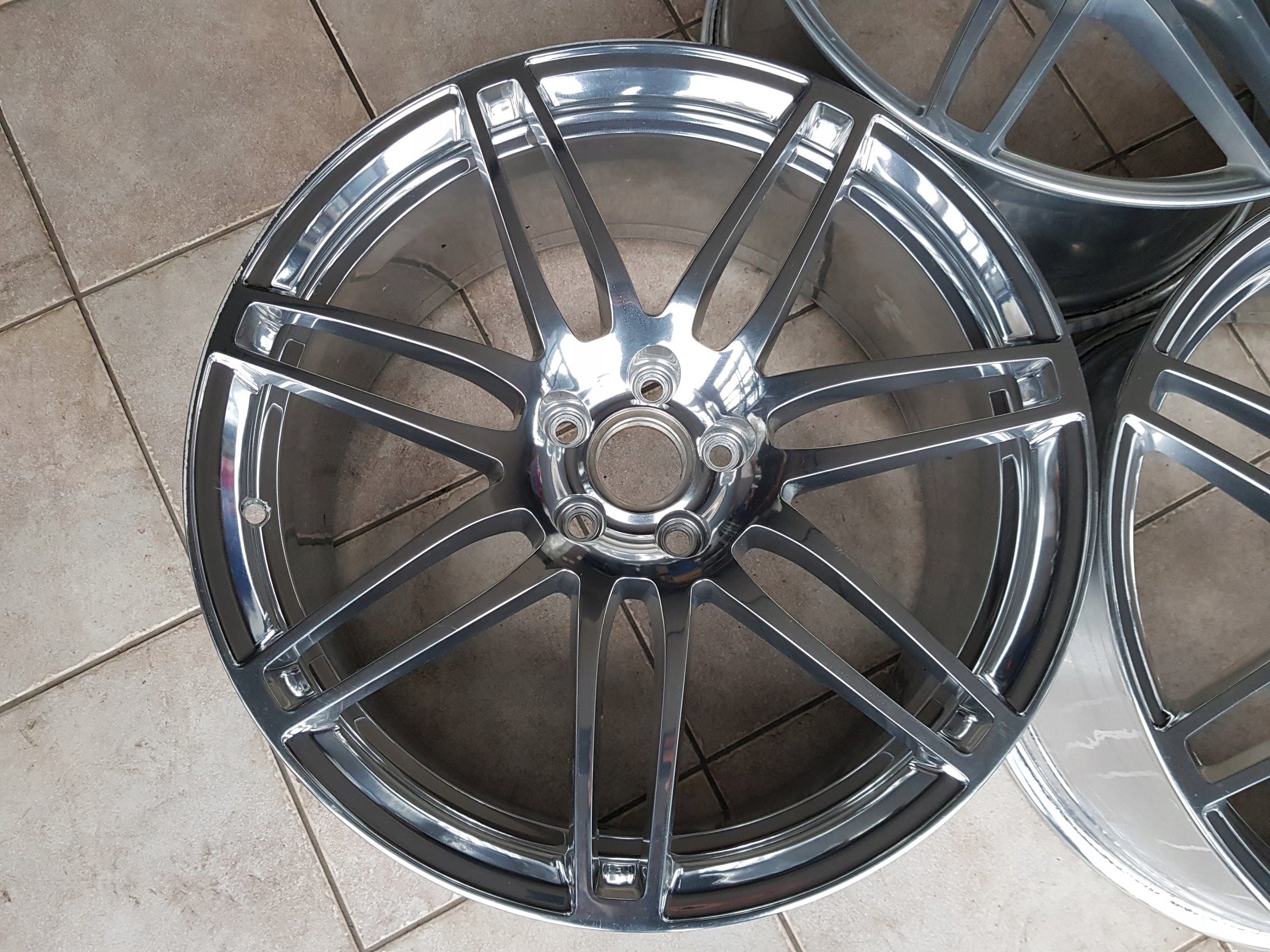 1x Alu Felge Audi A8 S8 Aluminum rim 20 Zoll 9.0J 5x112 46ET 4E0601025AT