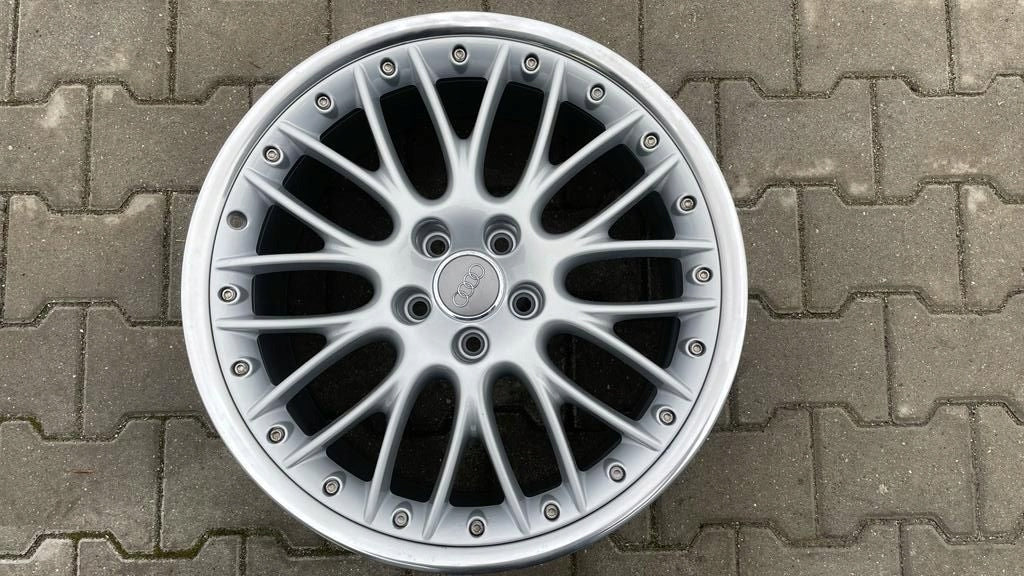 1x Alu Felge Audi A8 S8 Aluminum rim 19 Zoll 9.0J 5x112 41ET 4E0601025AM