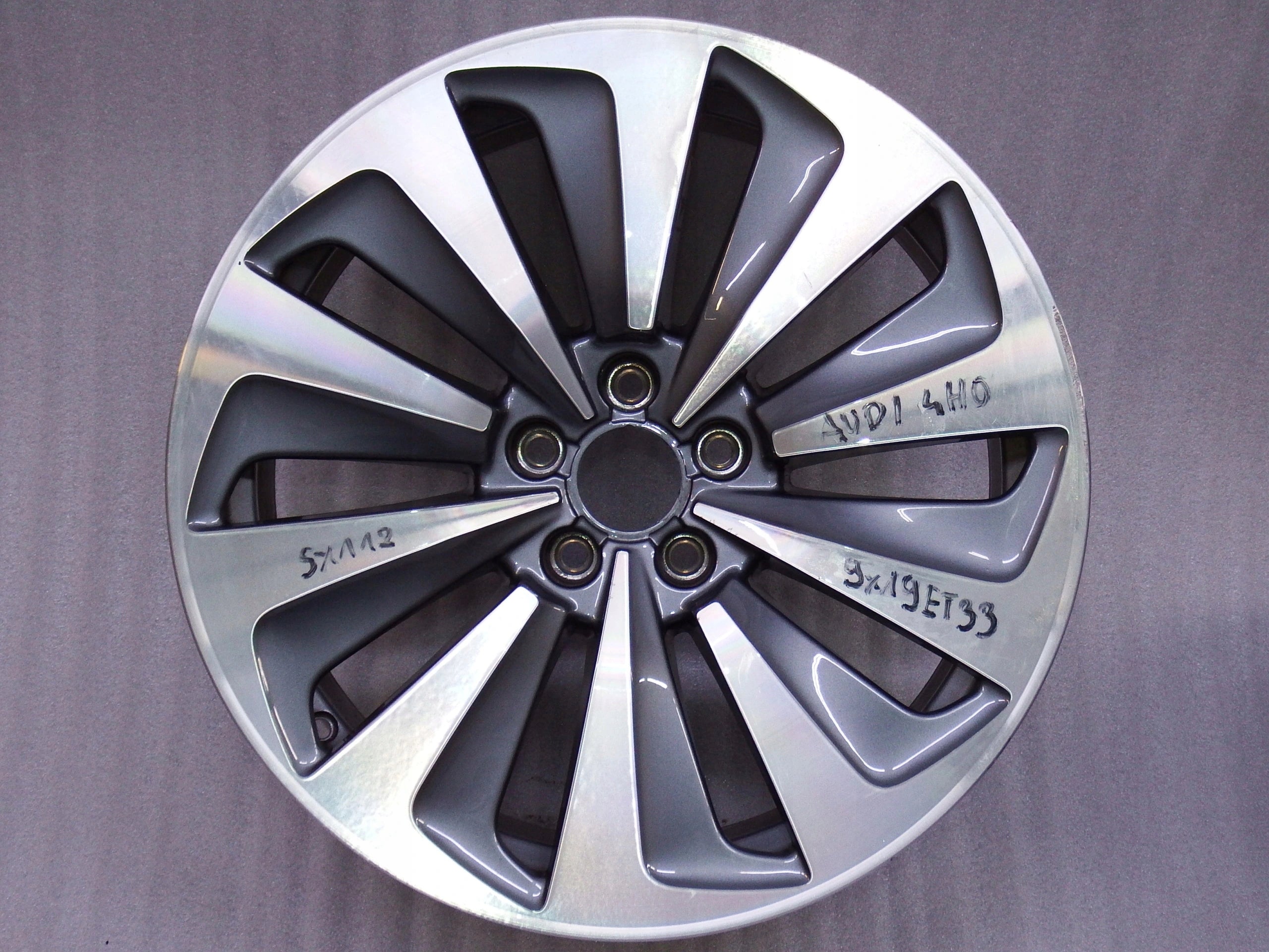  1x aluminum rim Audi A8 S8 aluminum rim 19 inch 9.0J 5x112 33ET 4H0601025AK  product image