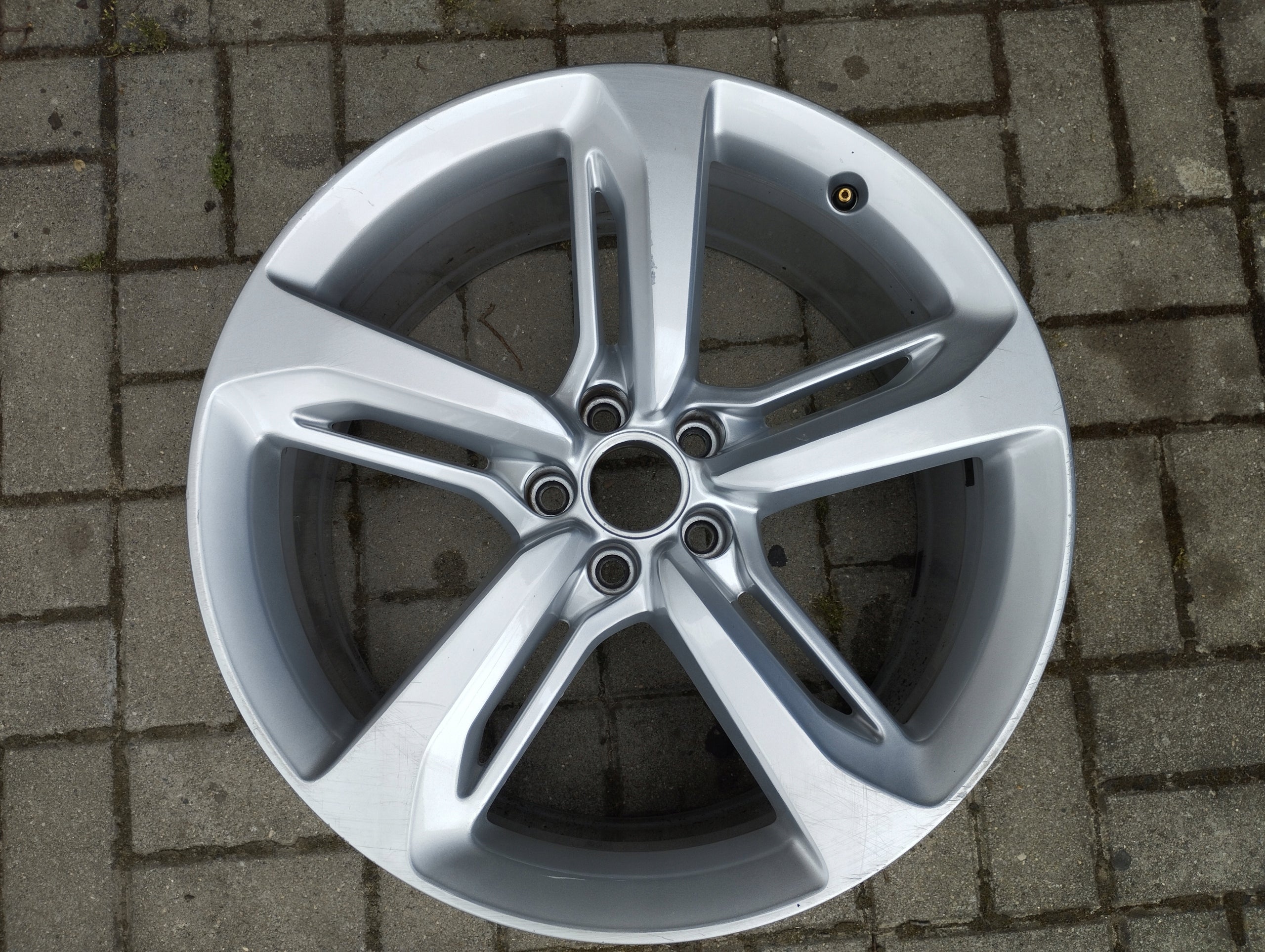 1x Alu Felge Audi A8 Aluminum rim 20 Zoll 9.0J 5x112 4H0601025CB