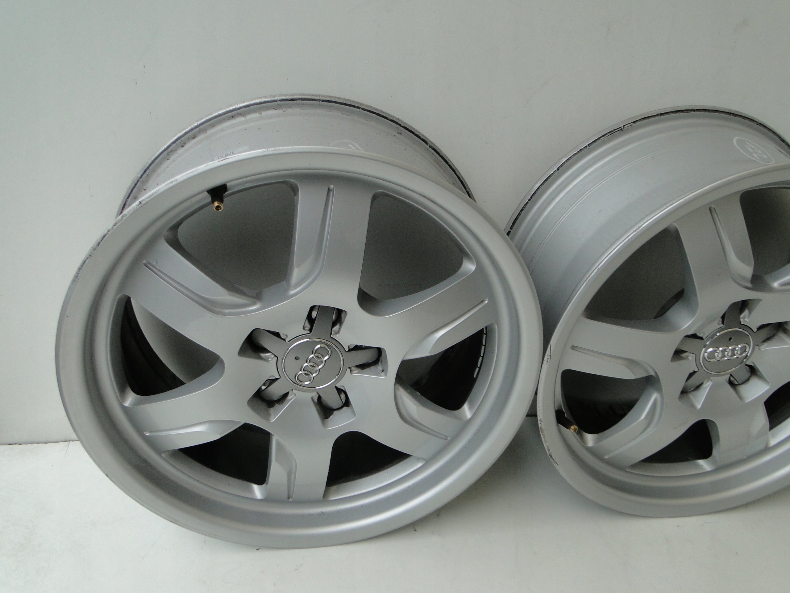 Alu Felge Audi RS3 Aluminum rim 17 Zoll 7.5J 5x112 28ET 8T0601025BS